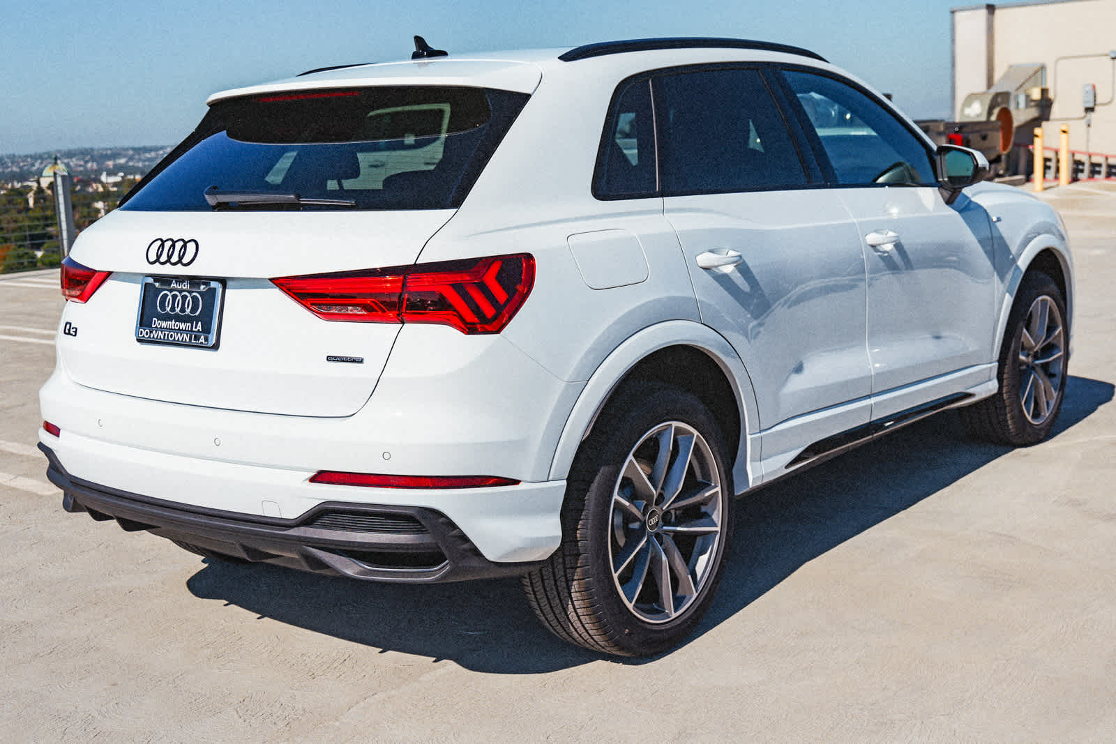 Thumbnail: 2025 Audi Q3 - 4