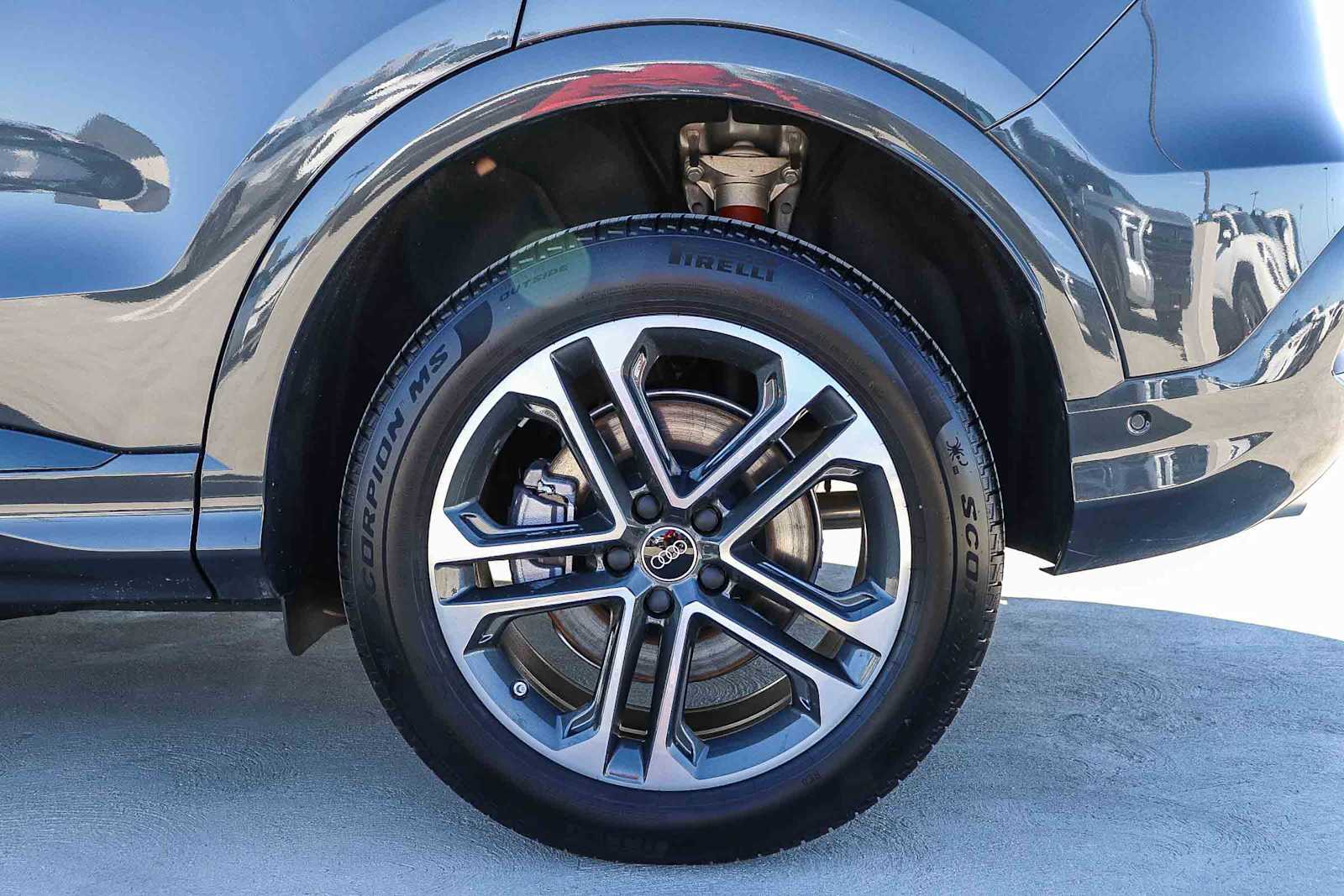 Thumbnail: 2025 Audi Q5 - 13