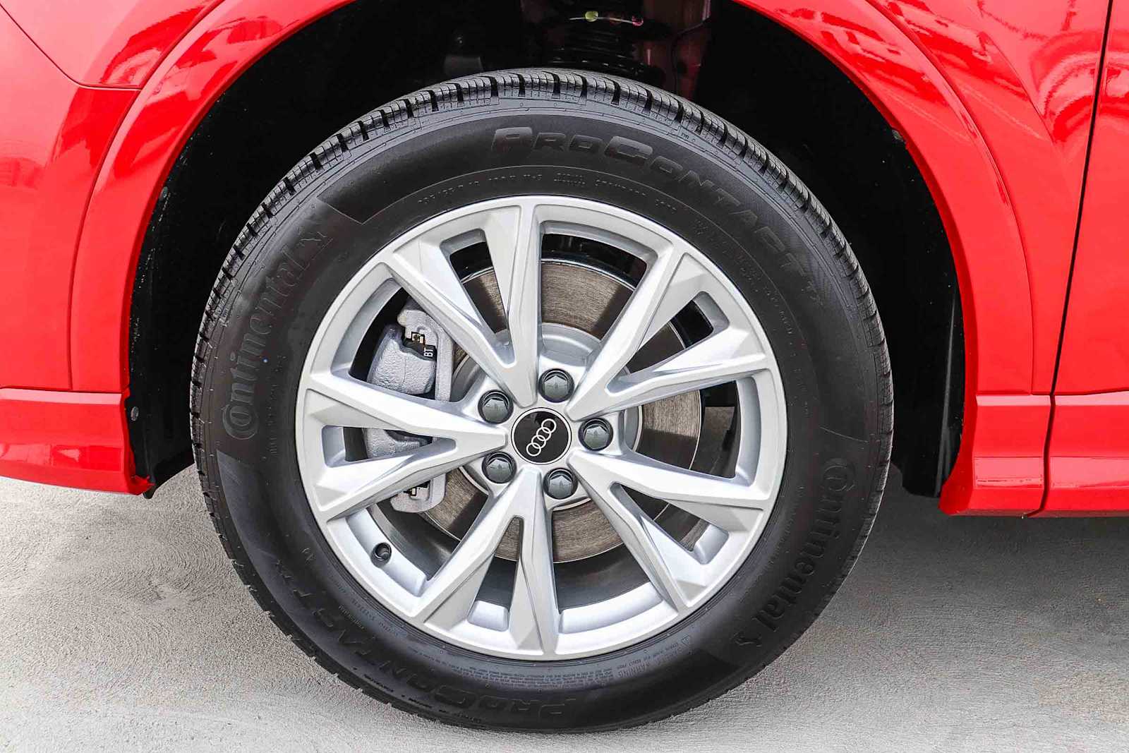 Thumbnail: 2025 Audi Q3 - 12