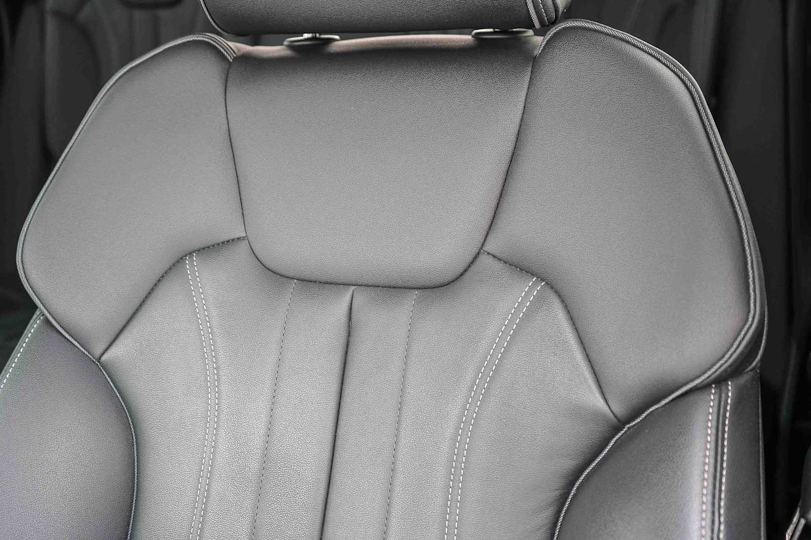 Thumbnail: 2023 Audi Q5 - 35