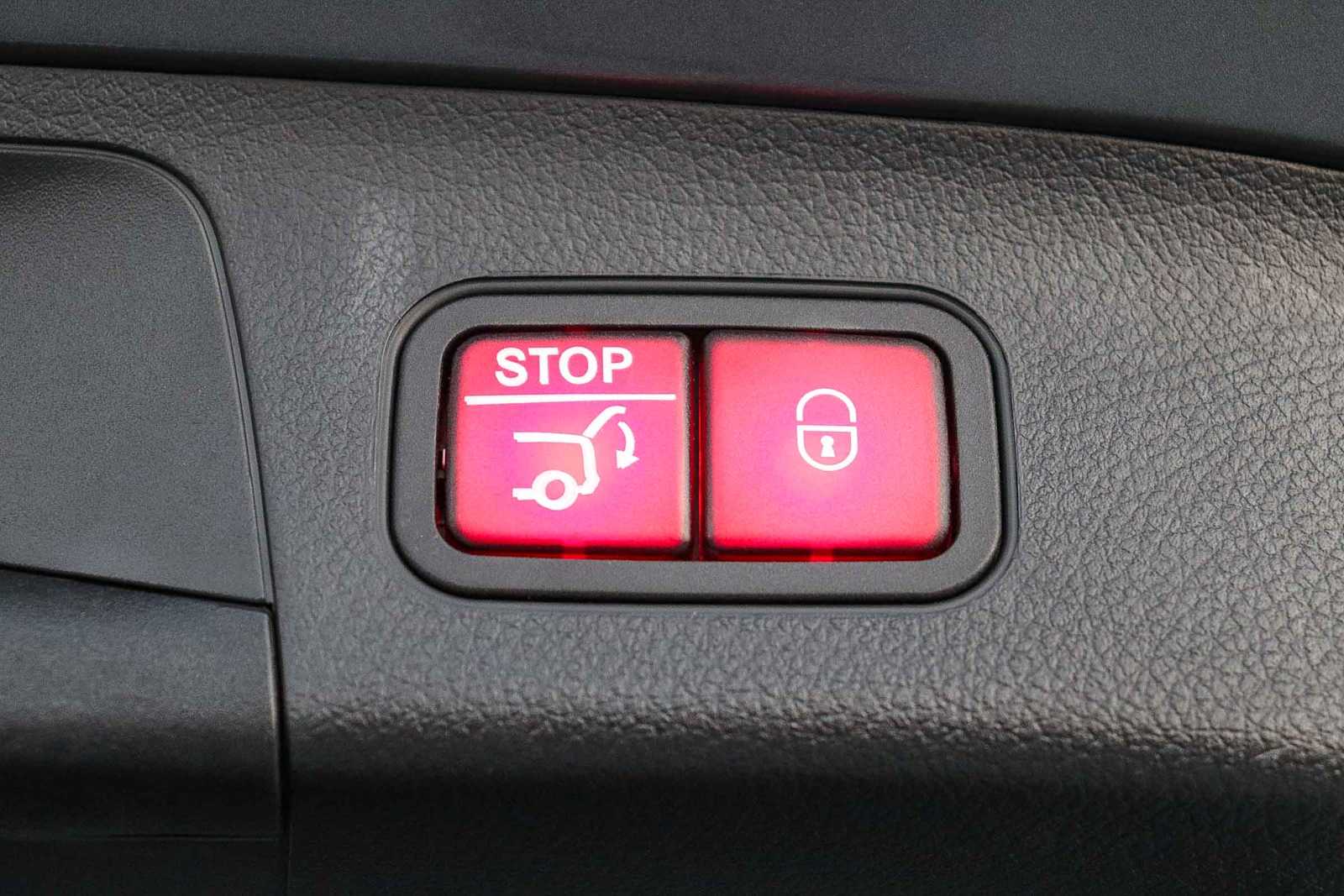 Thumbnail: 2023 Mercedes-Benz GLA - 35