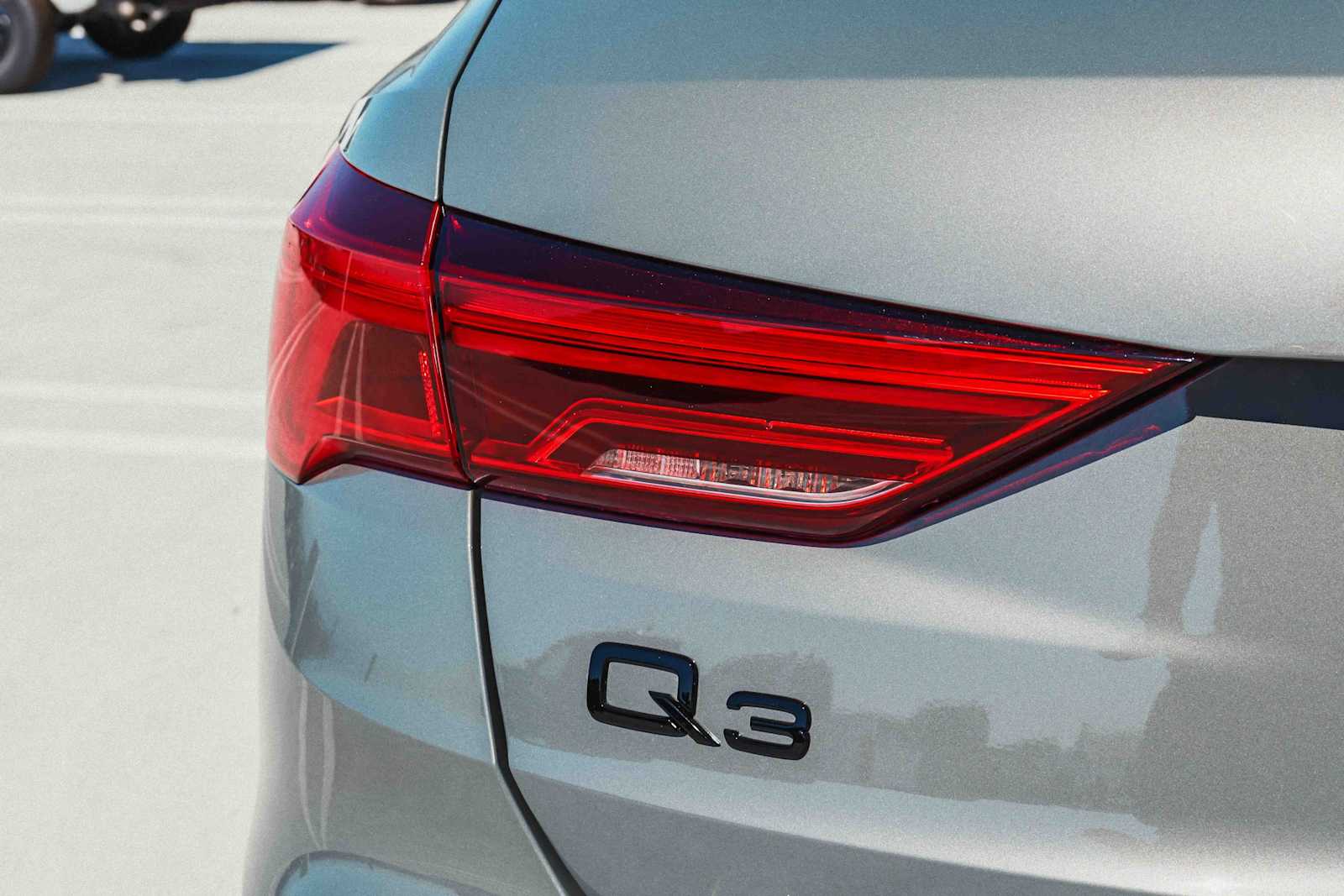 Thumbnail: 2025 Audi Q3 - 7