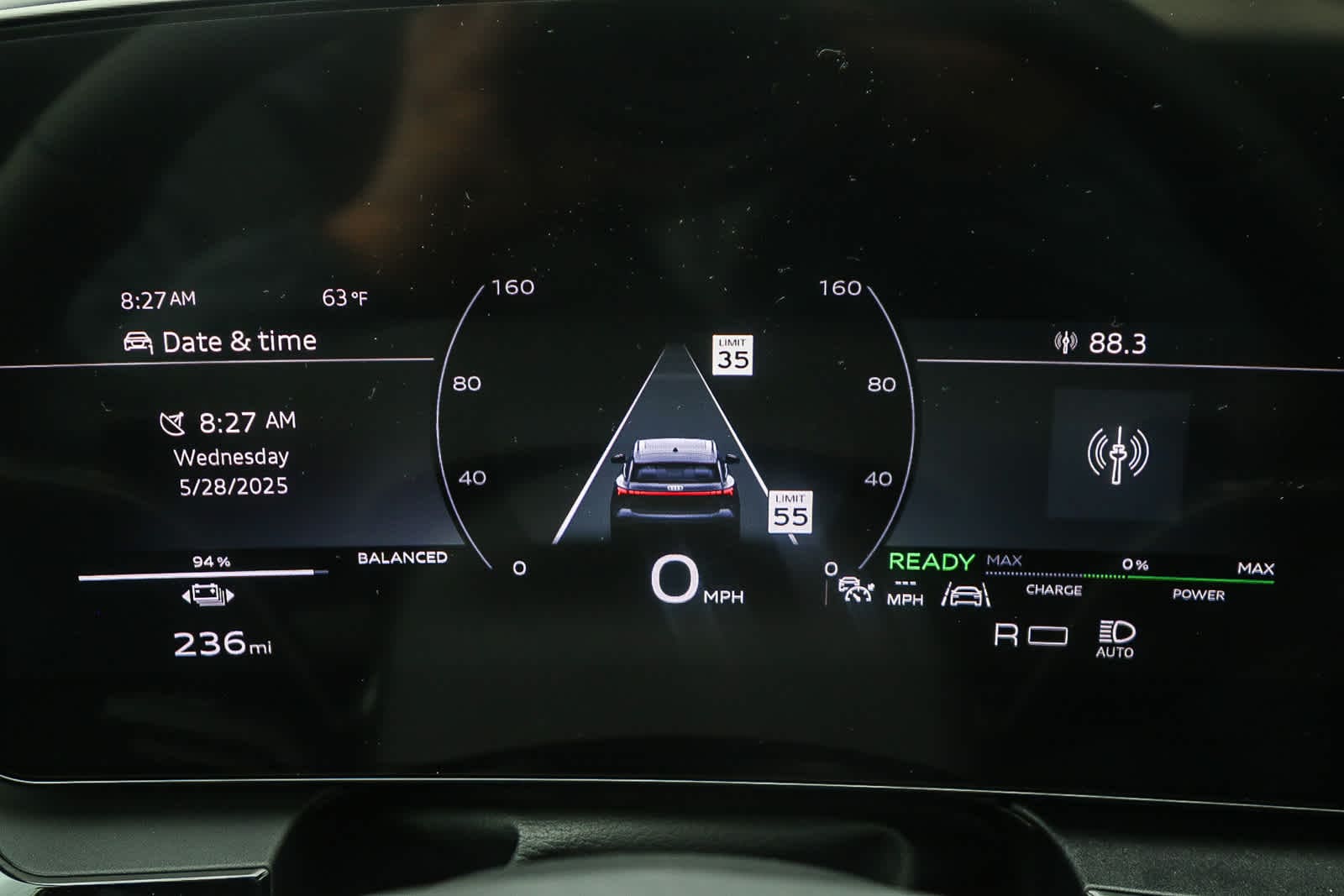 Thumbnail: 2025 Audi Q6 e-tron - 23