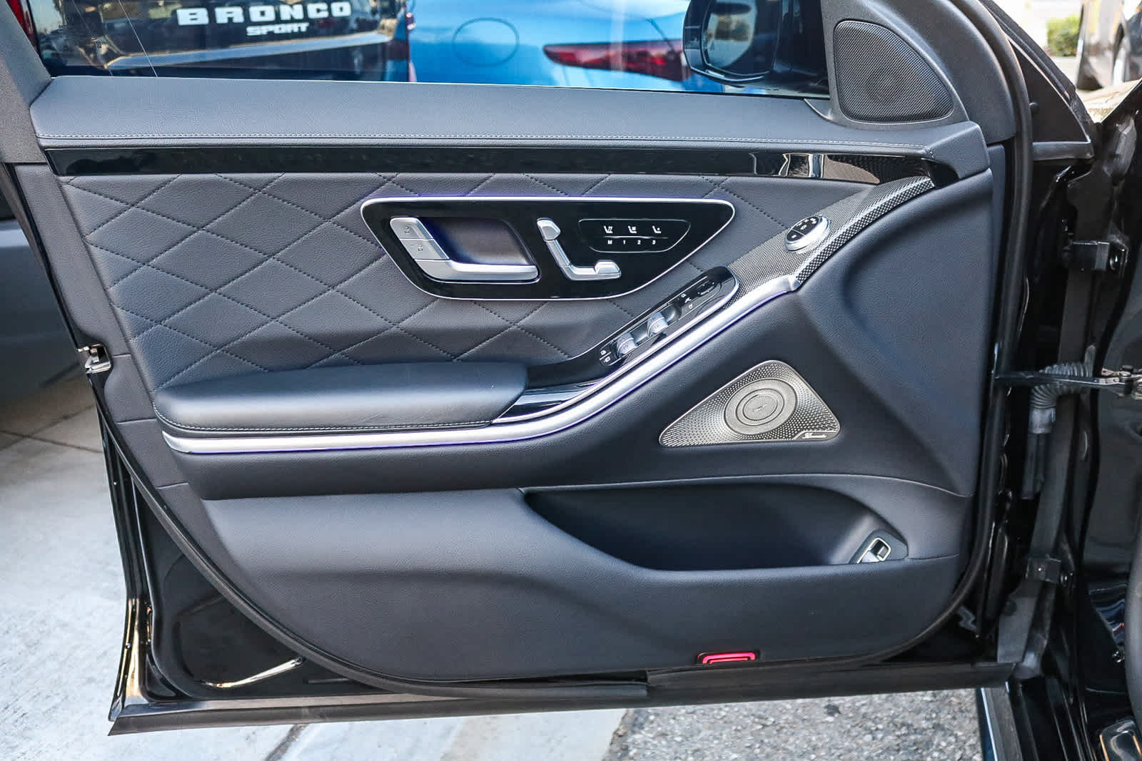 Thumbnail: 2022 Mercedes-Benz S-Class - 29