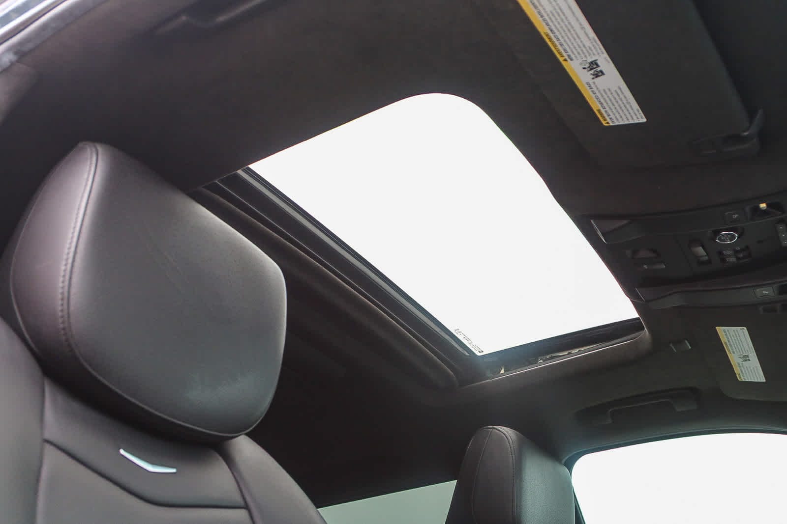 Thumbnail: 2019 Cadillac Escalade - 17