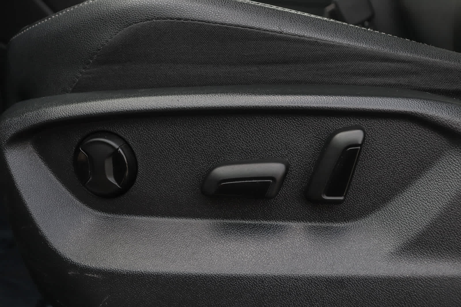 Thumbnail: 2020 Volkswagen Tiguan - 26