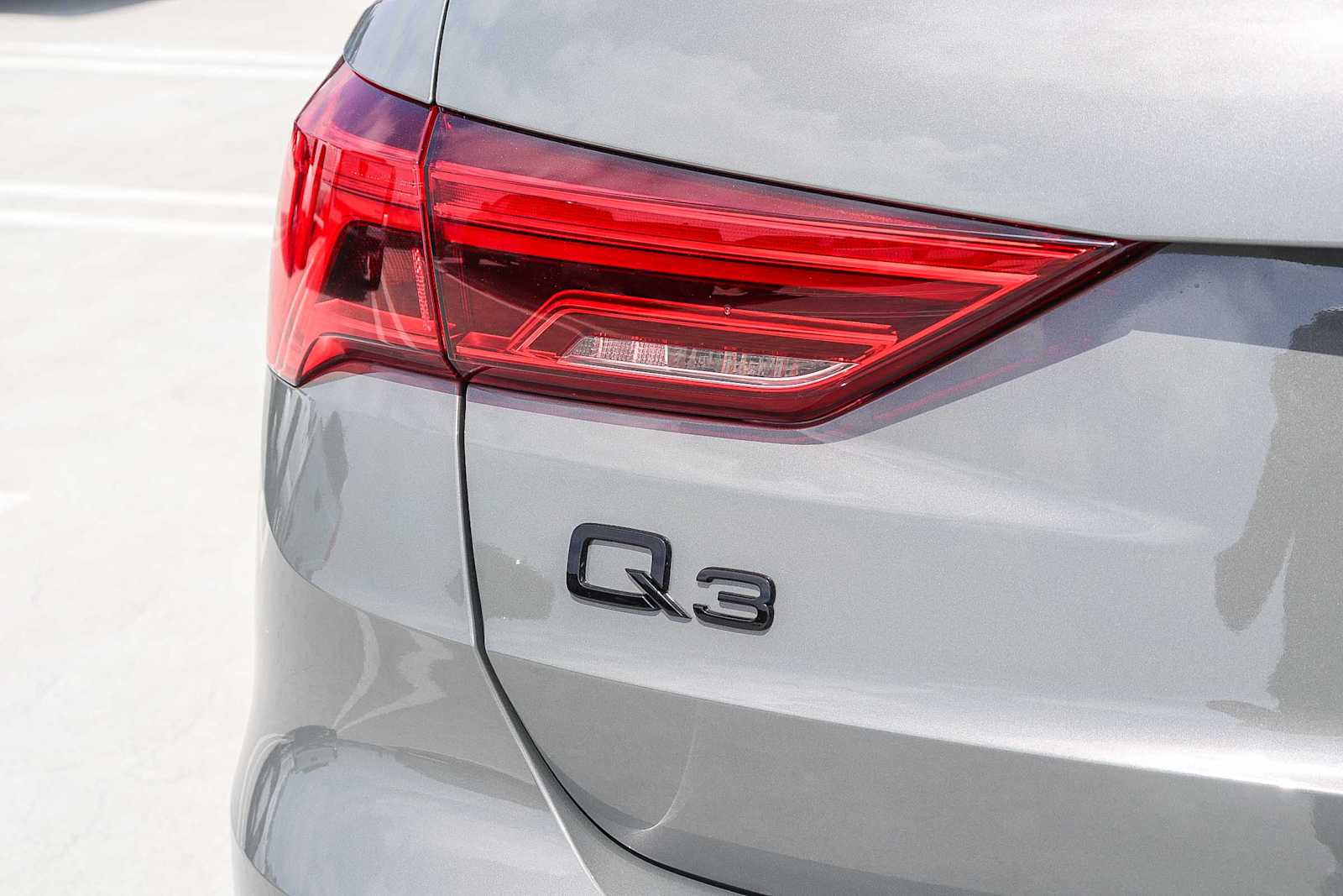 Thumbnail: 2025 Audi Q3 - 7