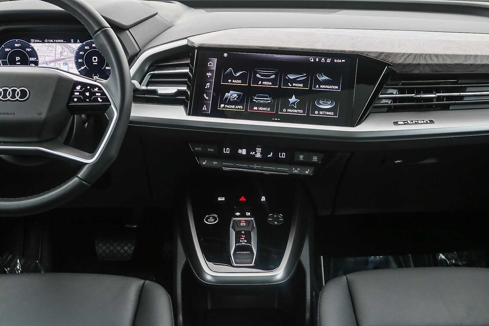 2024 Audi Q4 e-tron Prestige 13