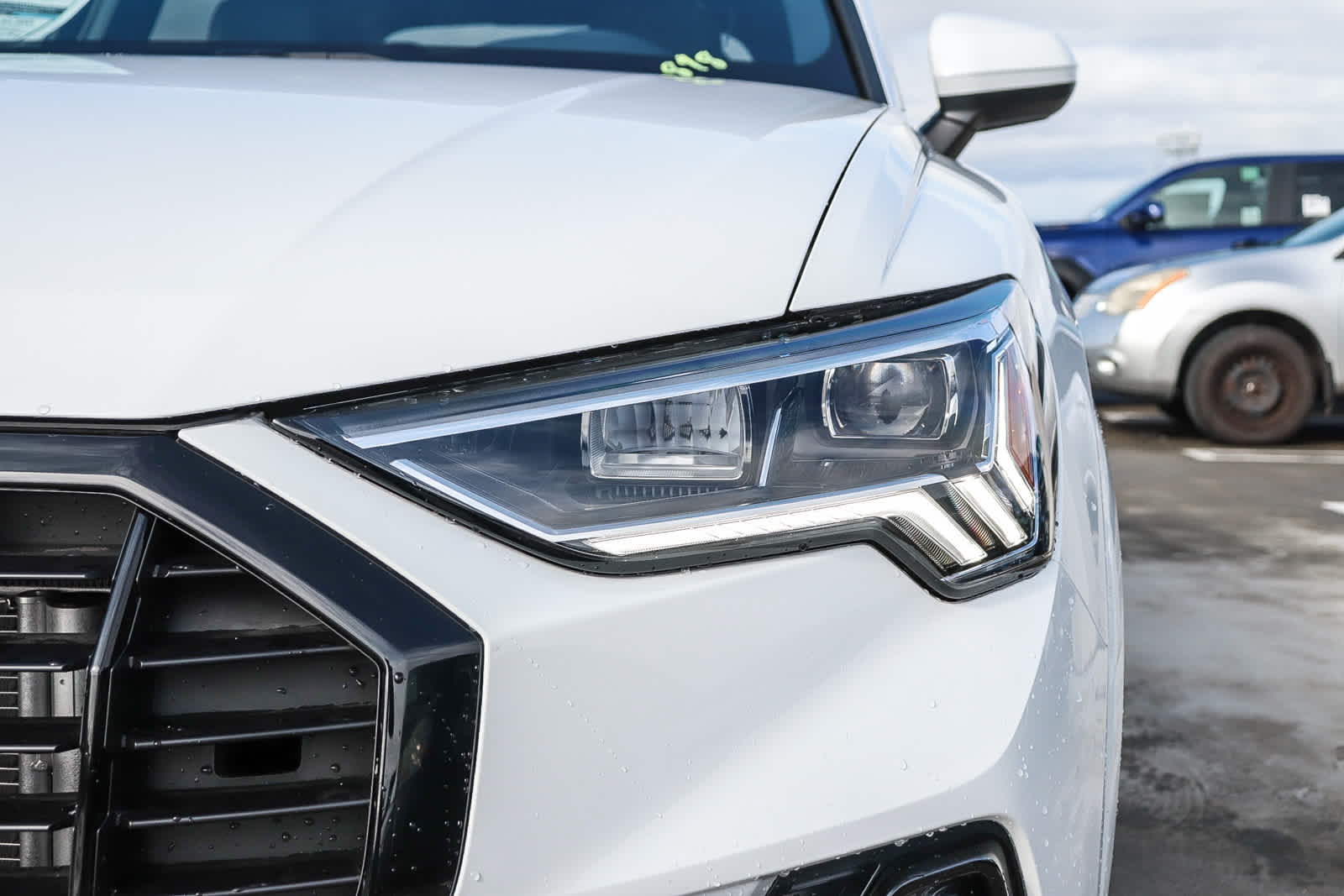 Thumbnail: 2025 Audi Q3 - 4