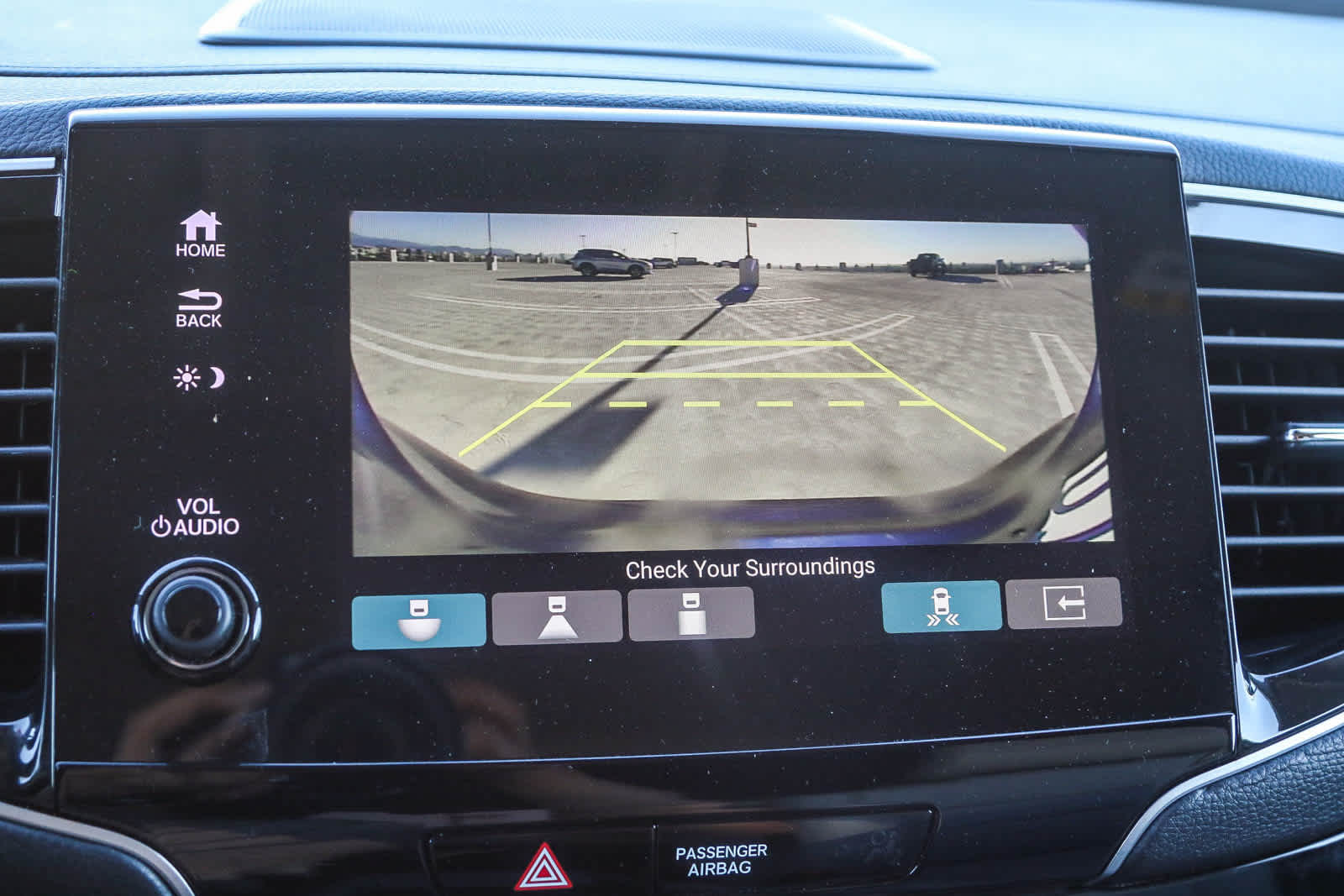 Thumbnail: 2022 Honda Pilot - 31