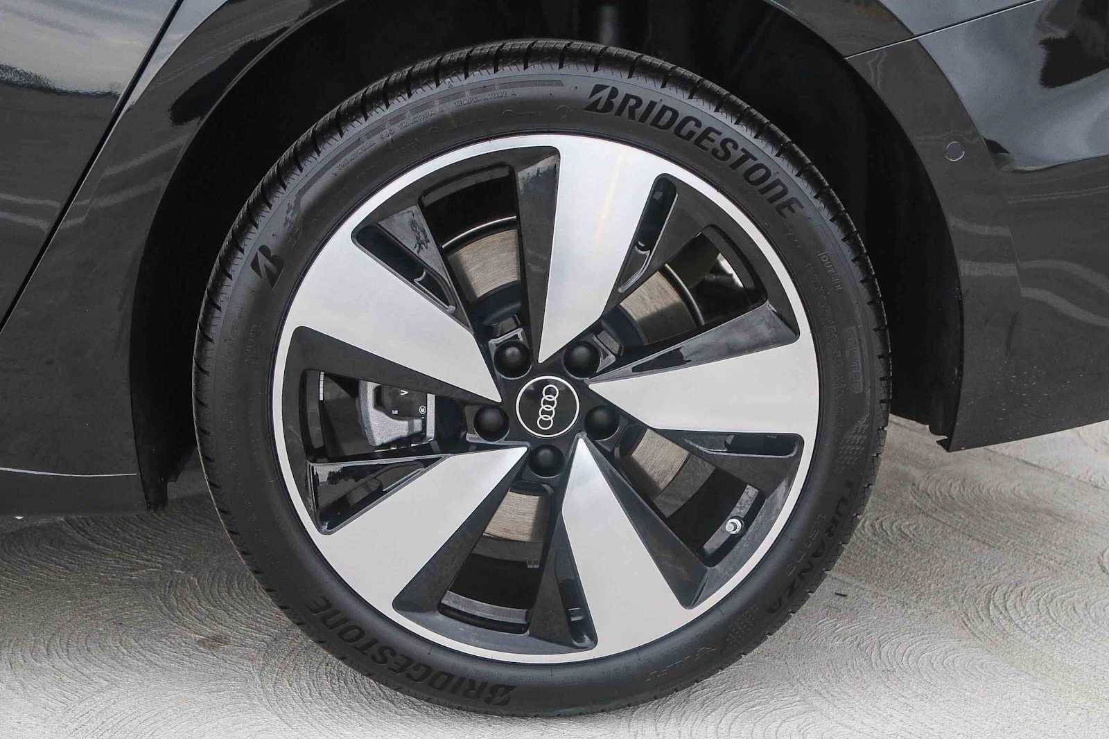 Thumbnail: 2025 Audi A5 - 13