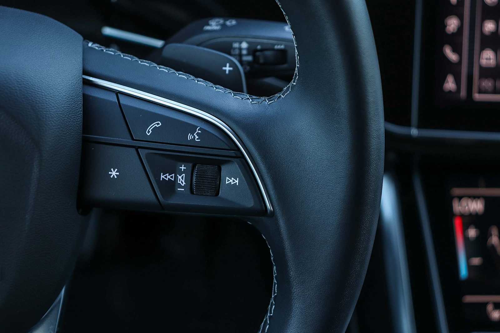 Thumbnail: 2025 Audi Q7 - 21