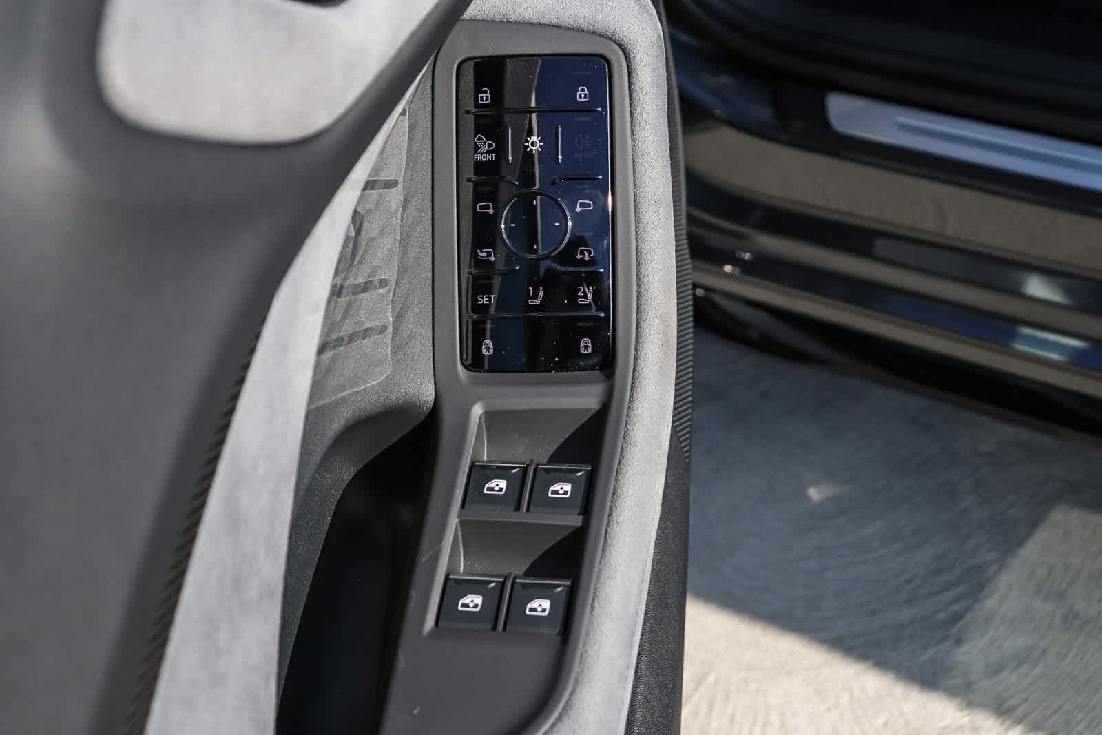 Thumbnail: 2025 Audi S5 - 26