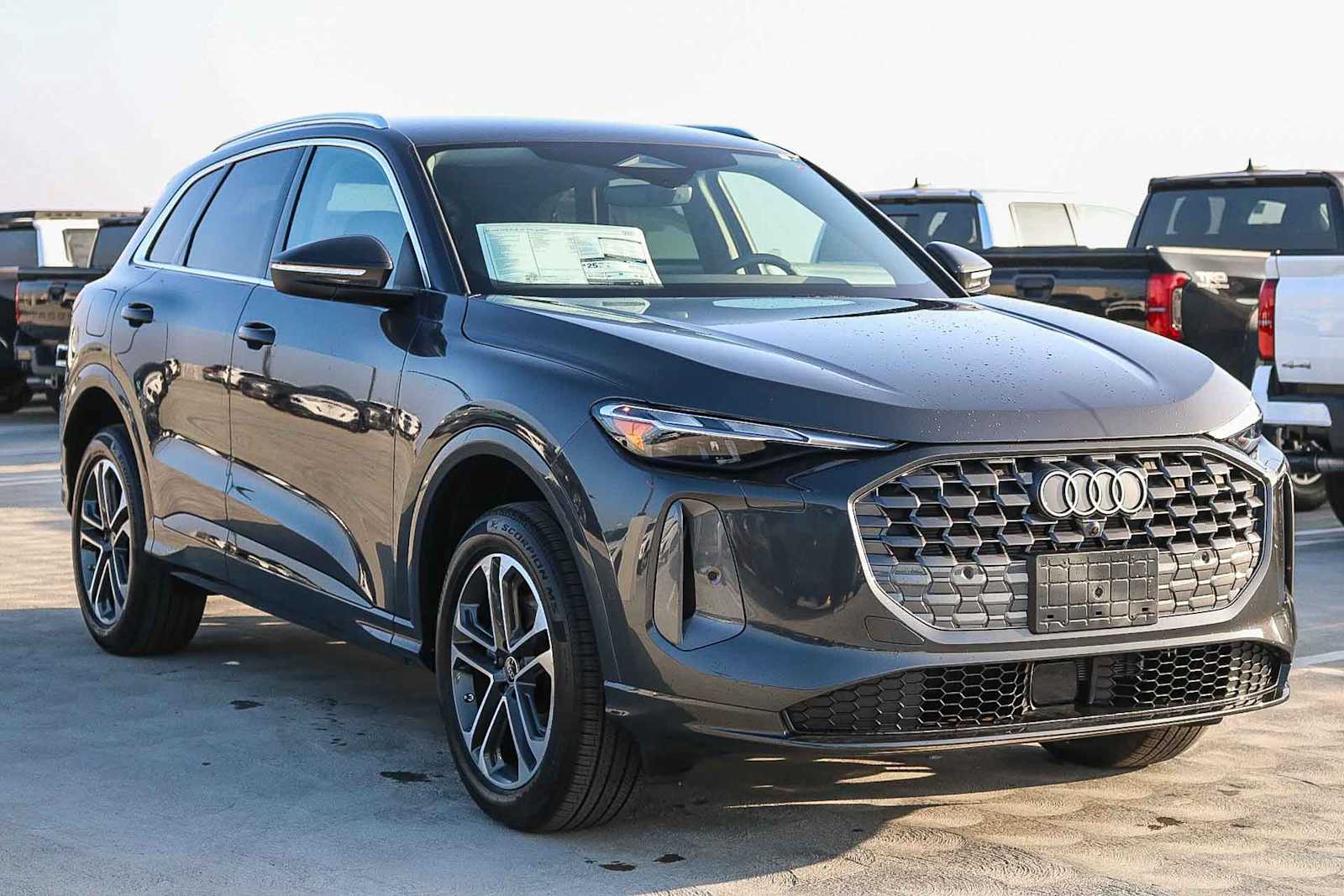 Thumbnail: 2025 Audi Q5 - 3