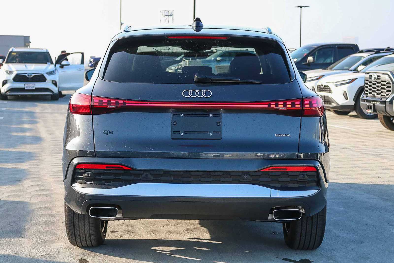 Thumbnail: 2025 Audi Q5 - 8