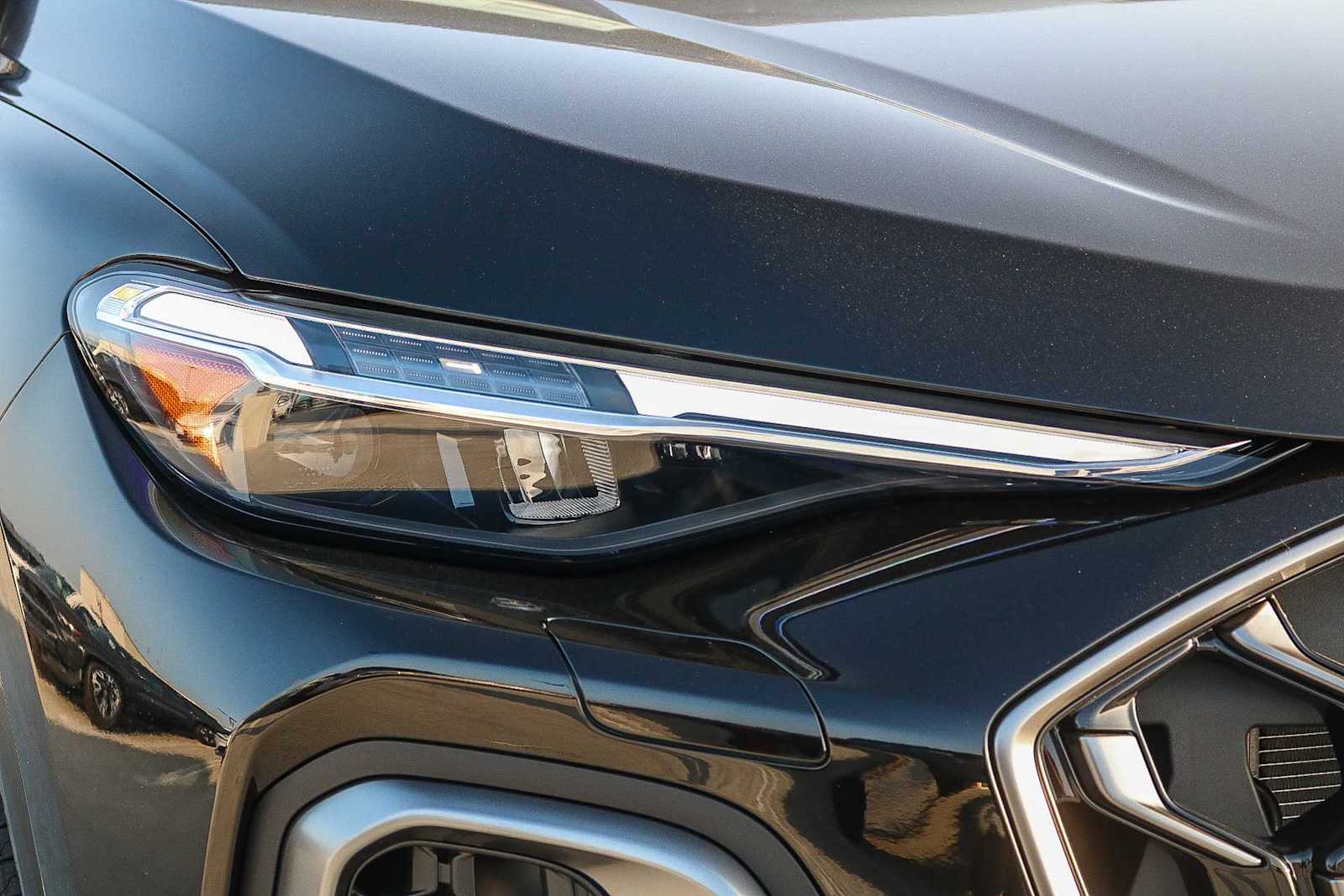 Thumbnail: 2025 Audi Q5 - 4