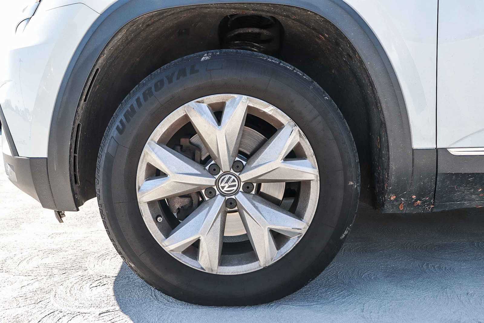 Thumbnail: 2018 Volkswagen Atlas - 13