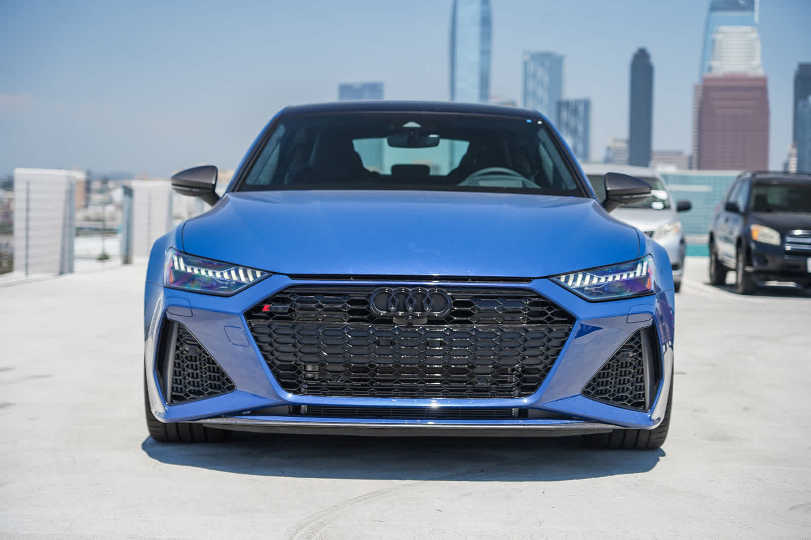 Thumbnail: 2025 Audi RS 7 - 8