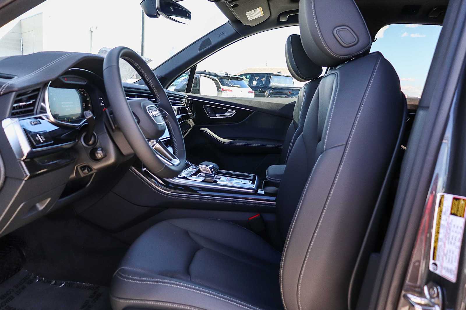 Thumbnail: 2026 Audi Q7 - 24