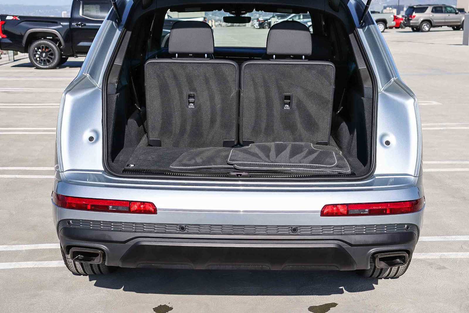 Thumbnail: 2025 Audi Q7 - 39