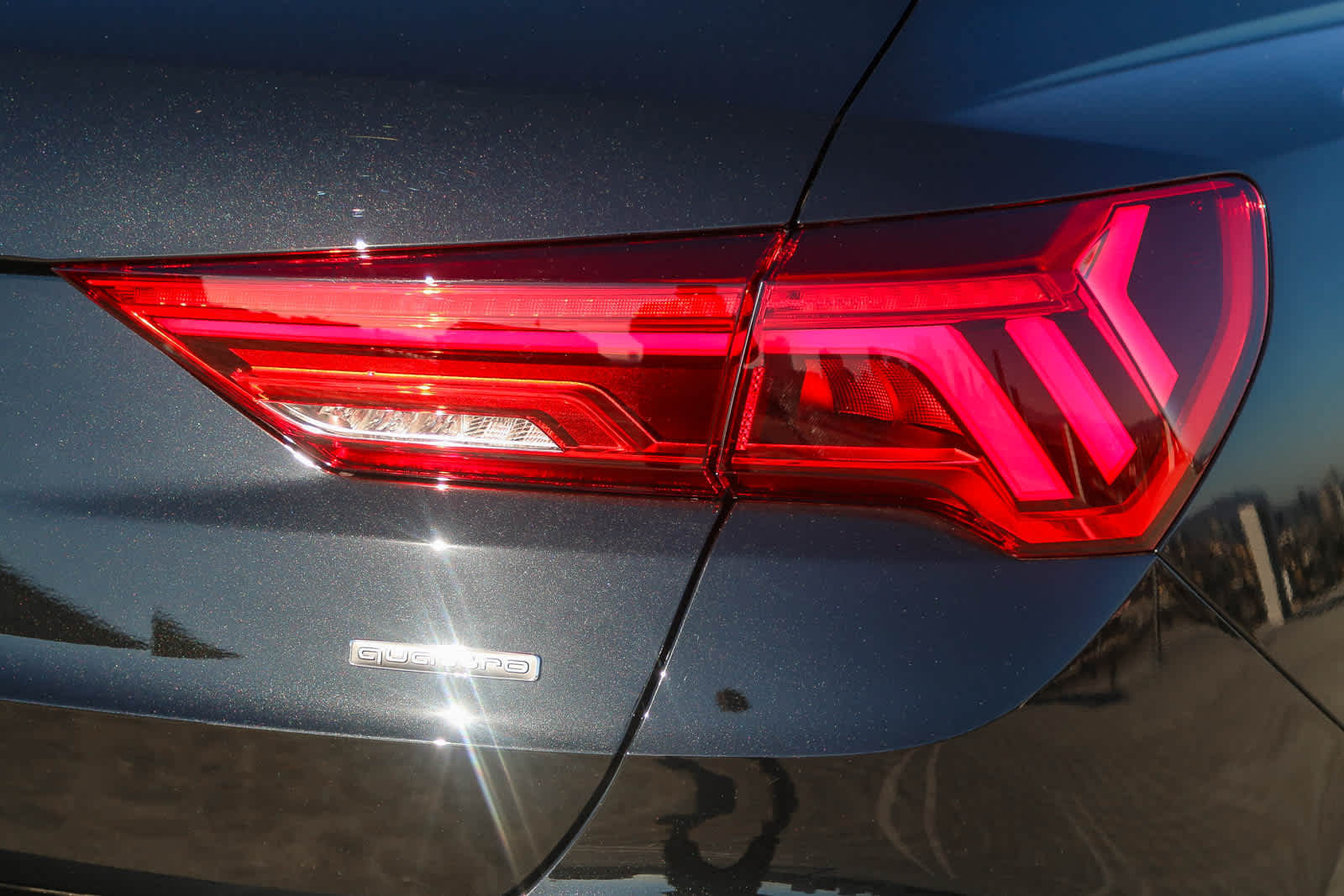 Thumbnail: 2025 Audi Q3 - 11