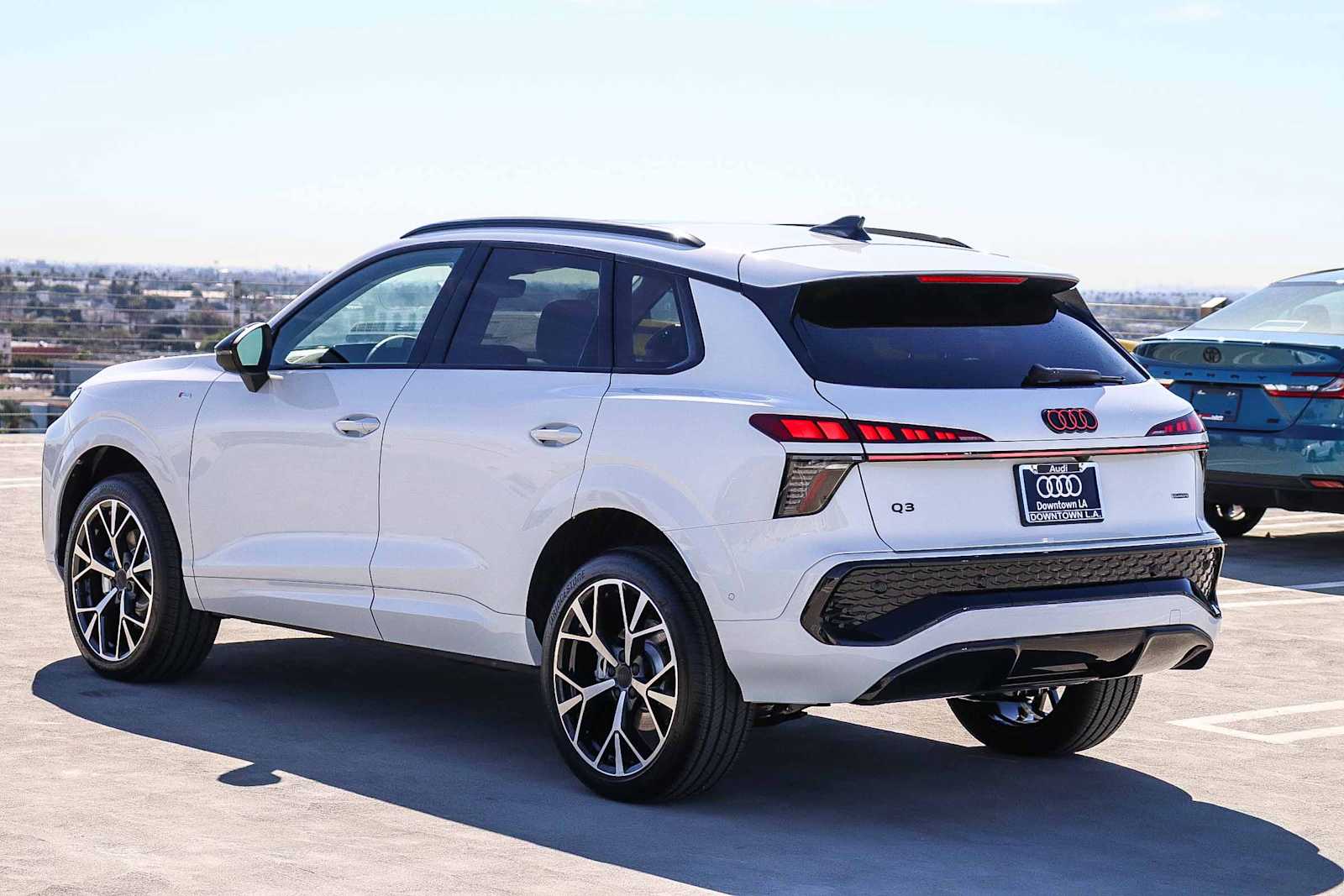 Thumbnail: 2026 Audi Q3 - 6