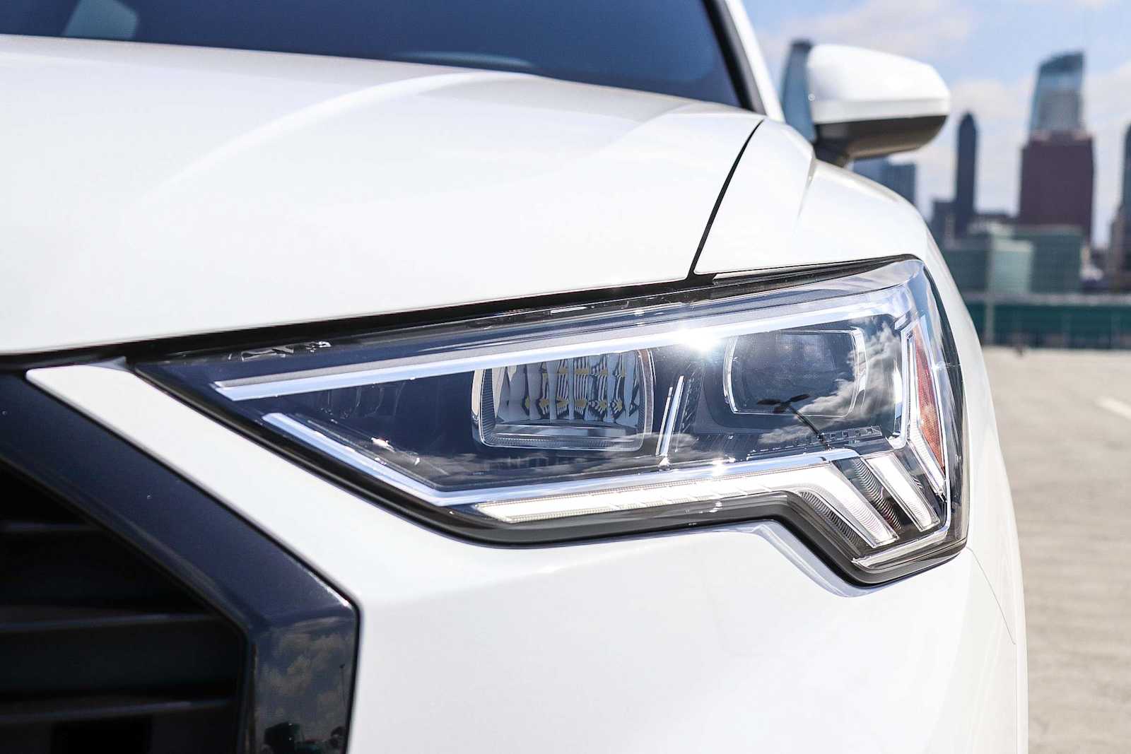 Thumbnail: 2025 Audi Q3 - 7