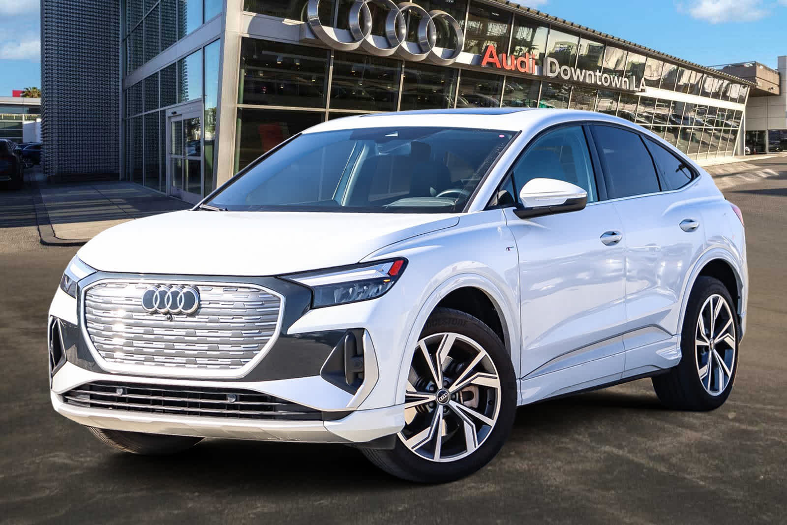 2023 Audi Q4 e-tron Sportback Premium -
                  Los Angeles, CA