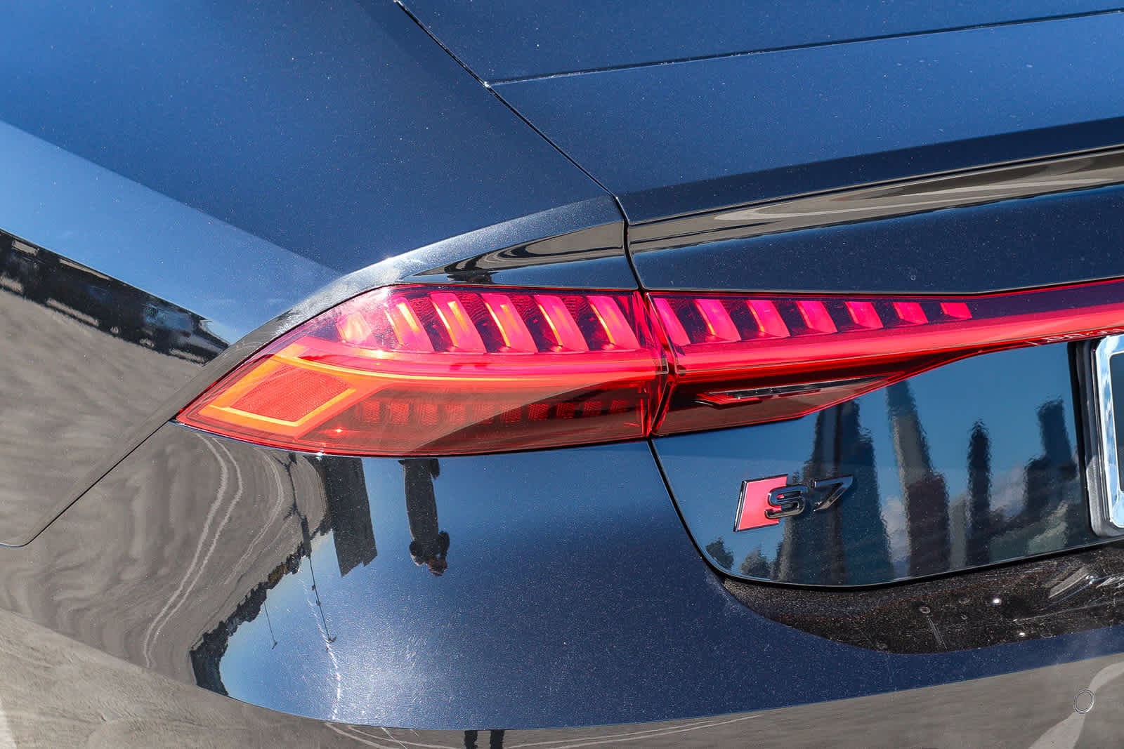 Thumbnail: 2022 Audi S7 - 11