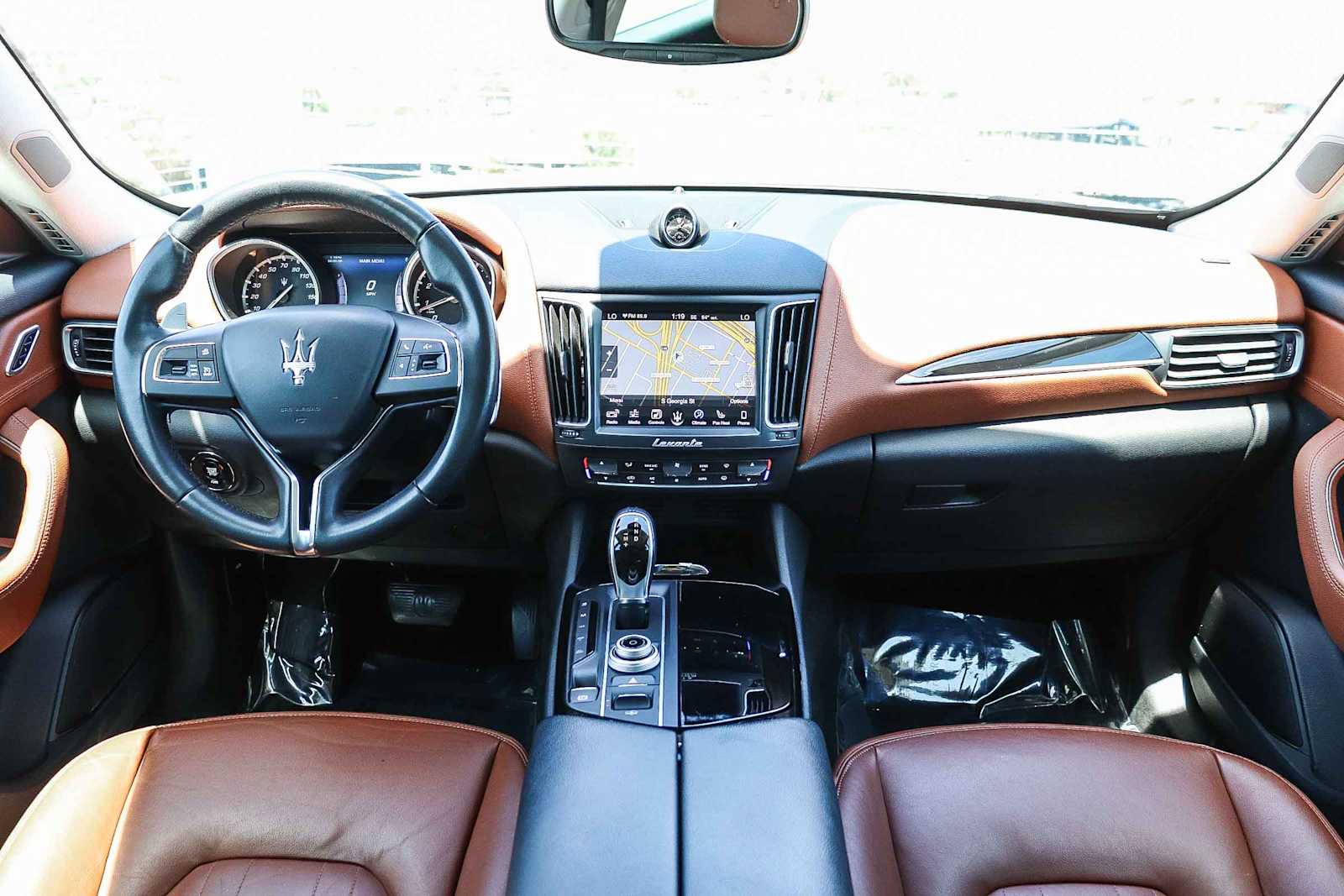 Thumbnail: 2017 Maserati Levante - 16