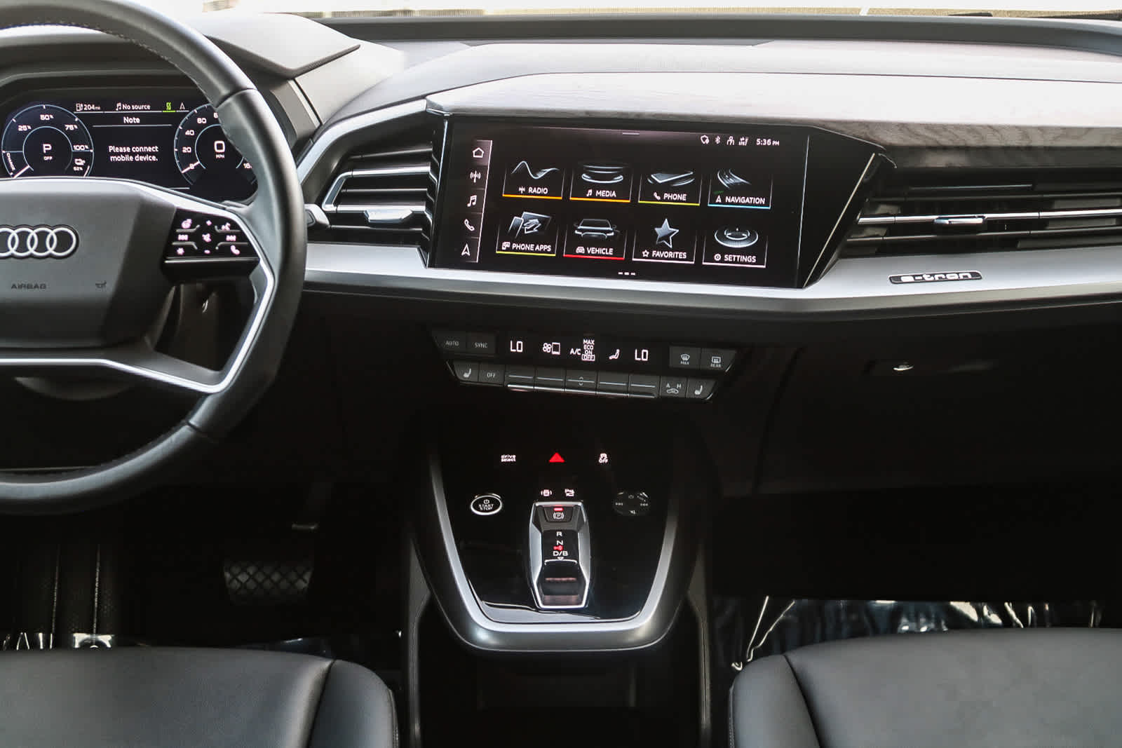 Thumbnail: 2024 Audi Q4 e-tron - 13