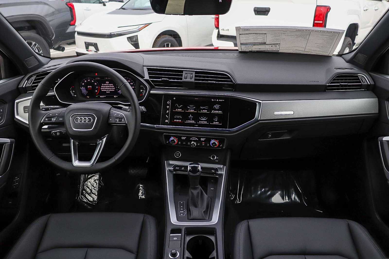 Thumbnail: 2025 Audi Q3 - 14