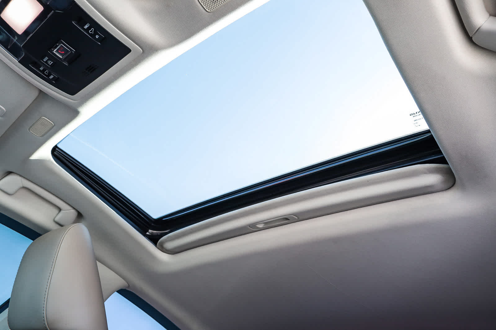 Thumbnail: 2021 Lexus ES - 33