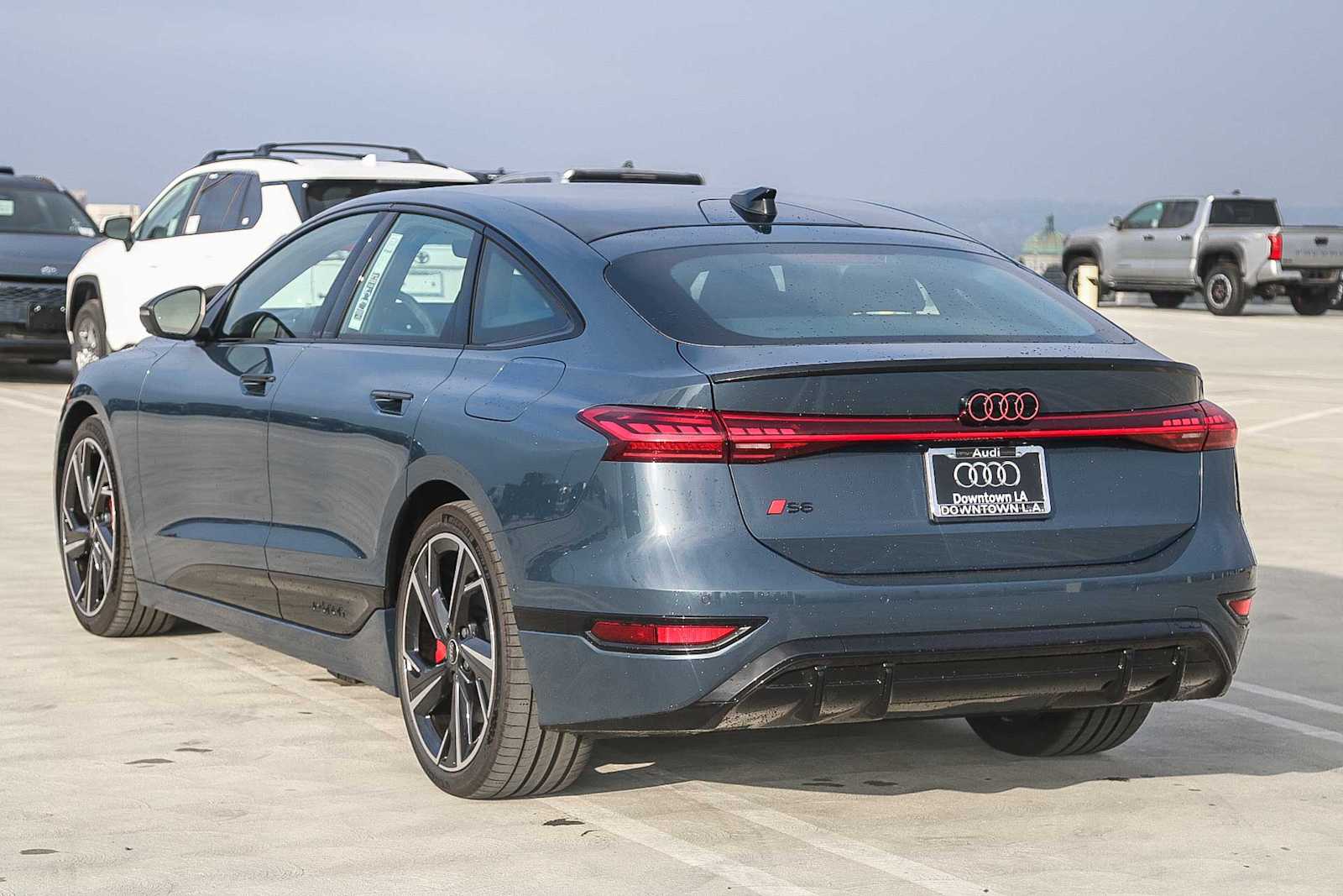 Thumbnail: 2025 Audi e-tron S - 8