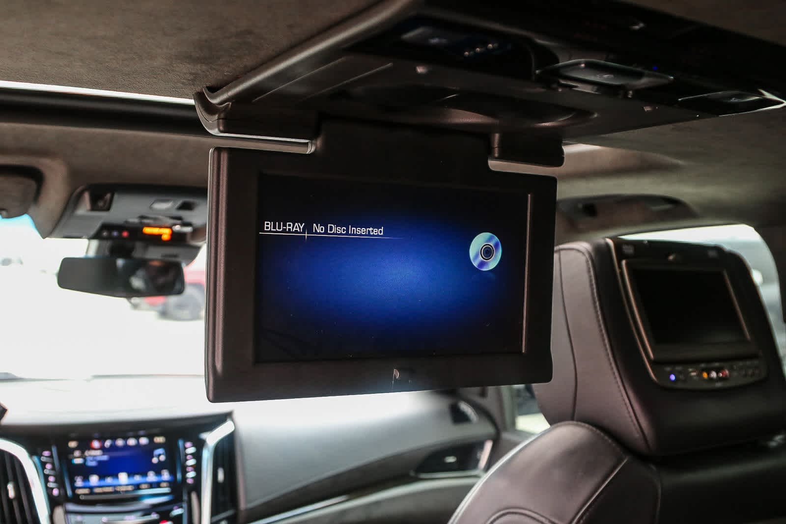 Thumbnail: 2019 Cadillac Escalade - 23
