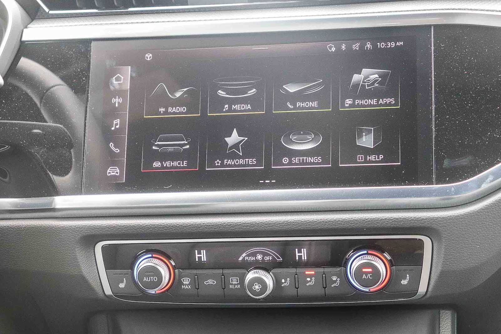 Thumbnail: 2025 Audi Q3 - 15