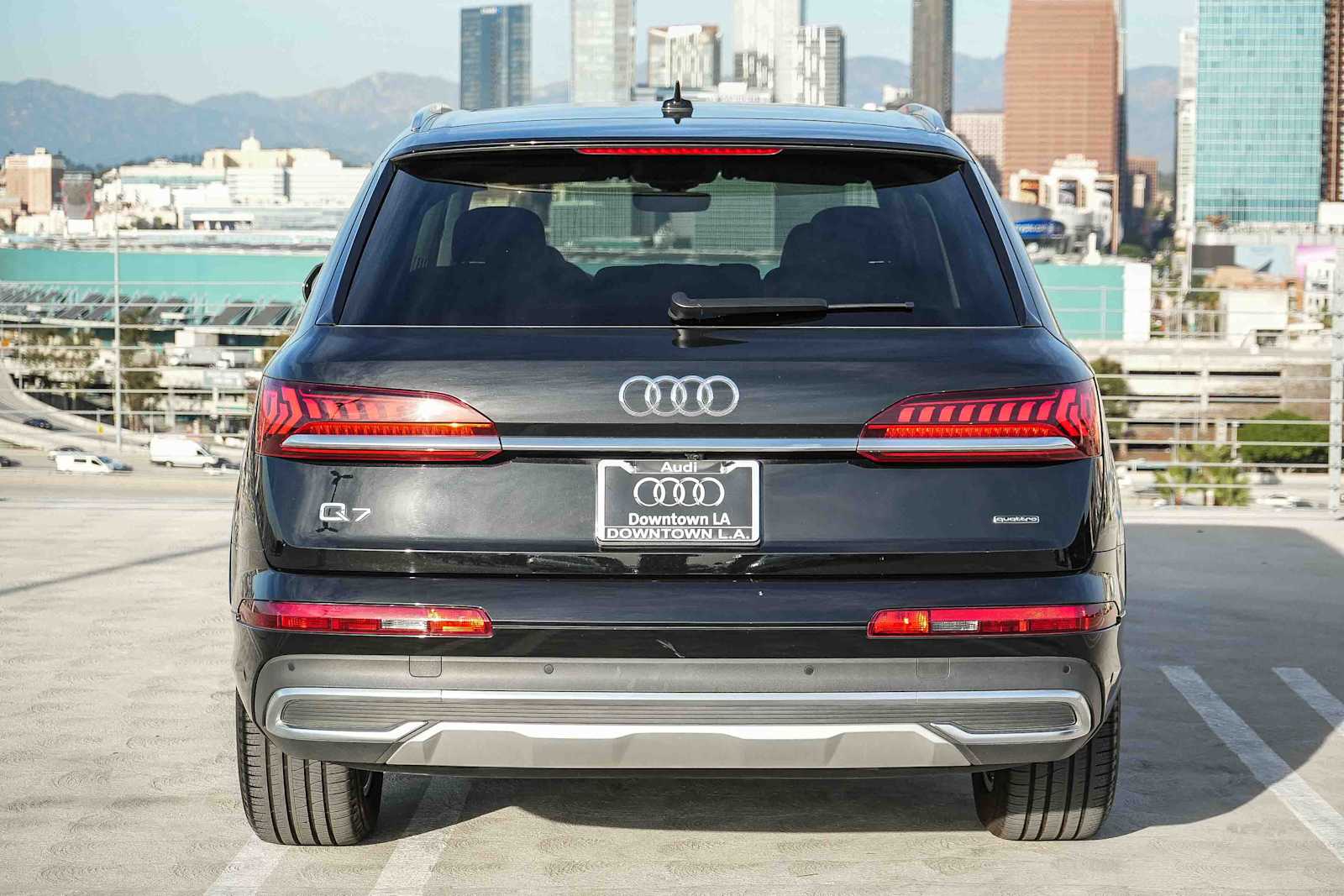 Thumbnail: 2022 Audi Q7 - 7