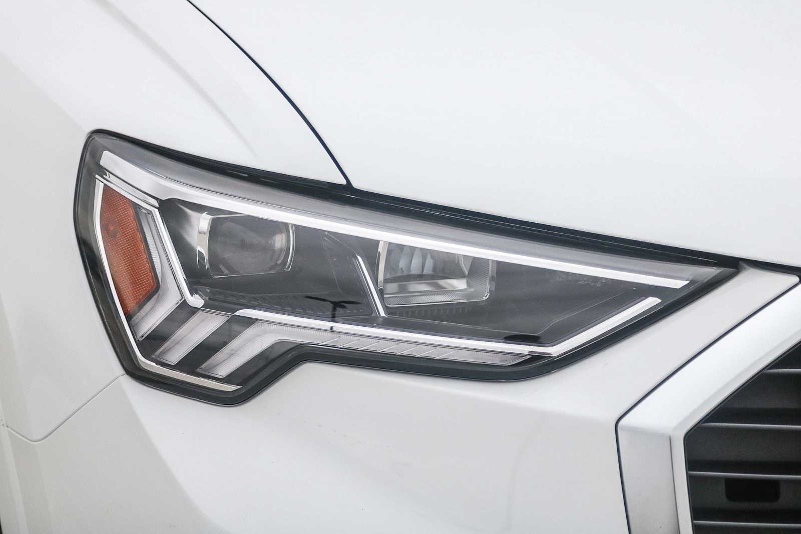 Thumbnail: 2025 Audi Q3 - 4