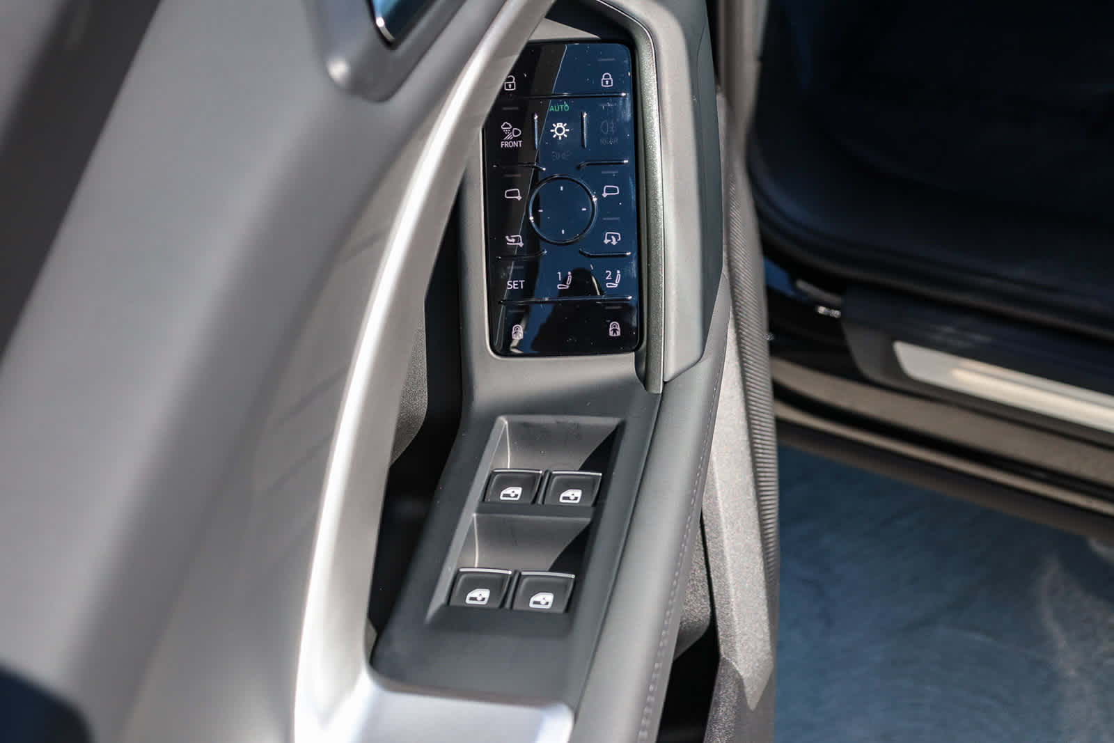 Thumbnail: 2025 Audi Q5 - 27