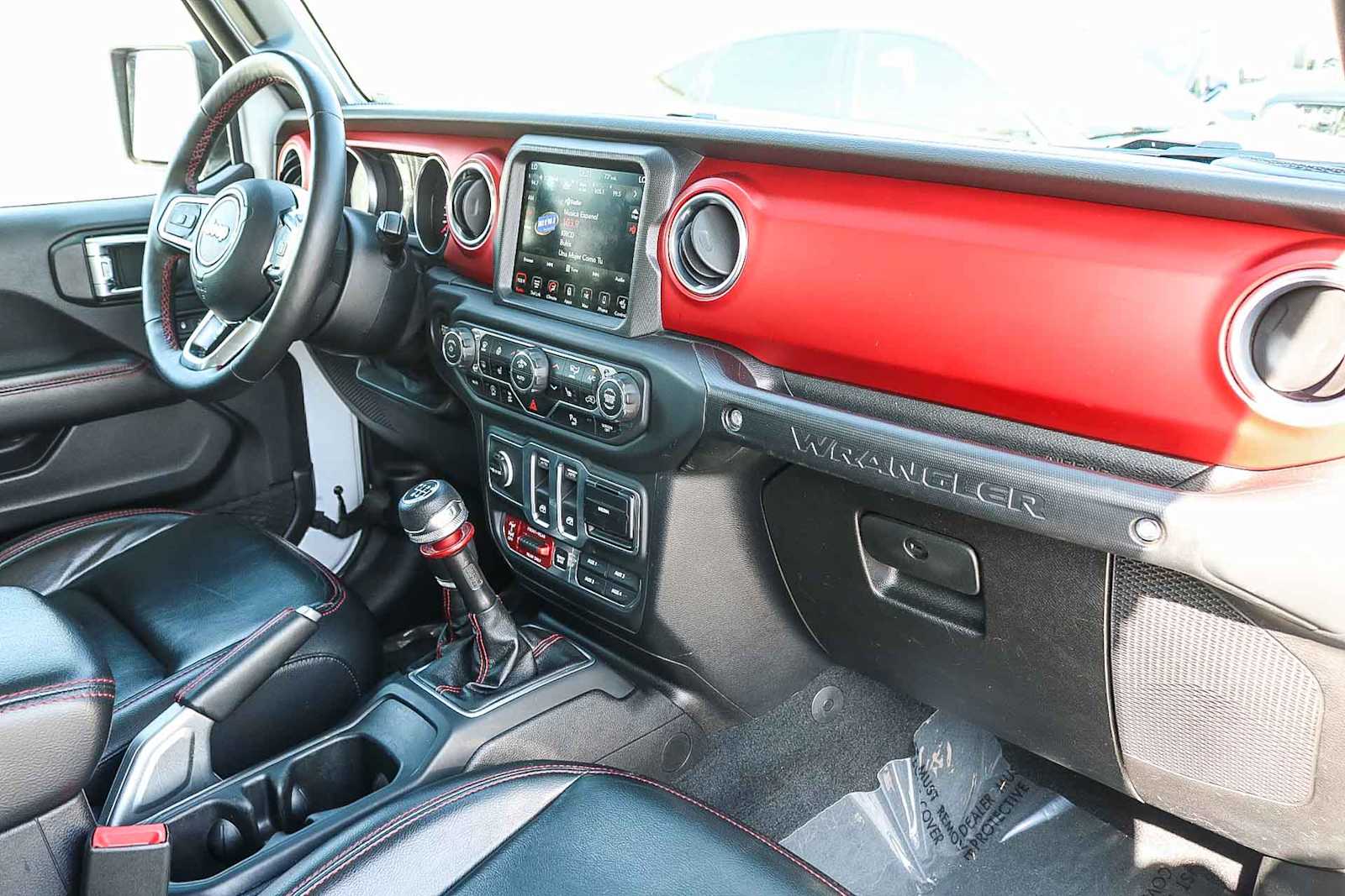 Thumbnail: 2018 Jeep Wrangler - 21