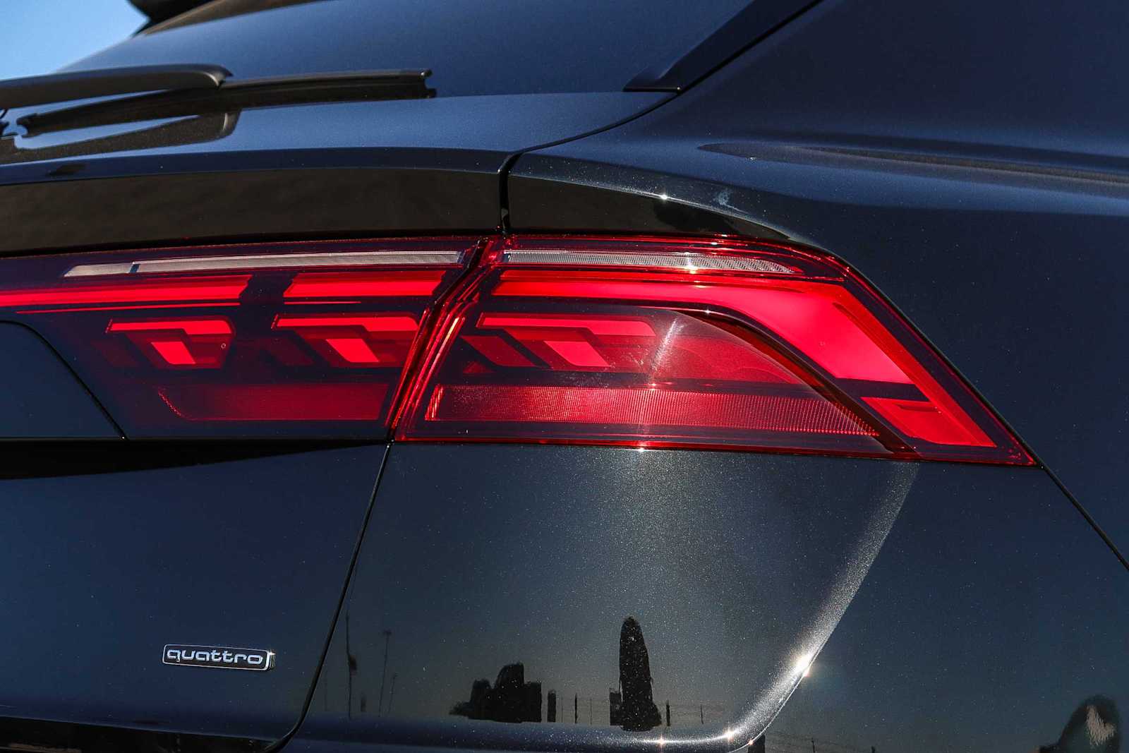 Thumbnail: 2026 Audi Q8 - 10