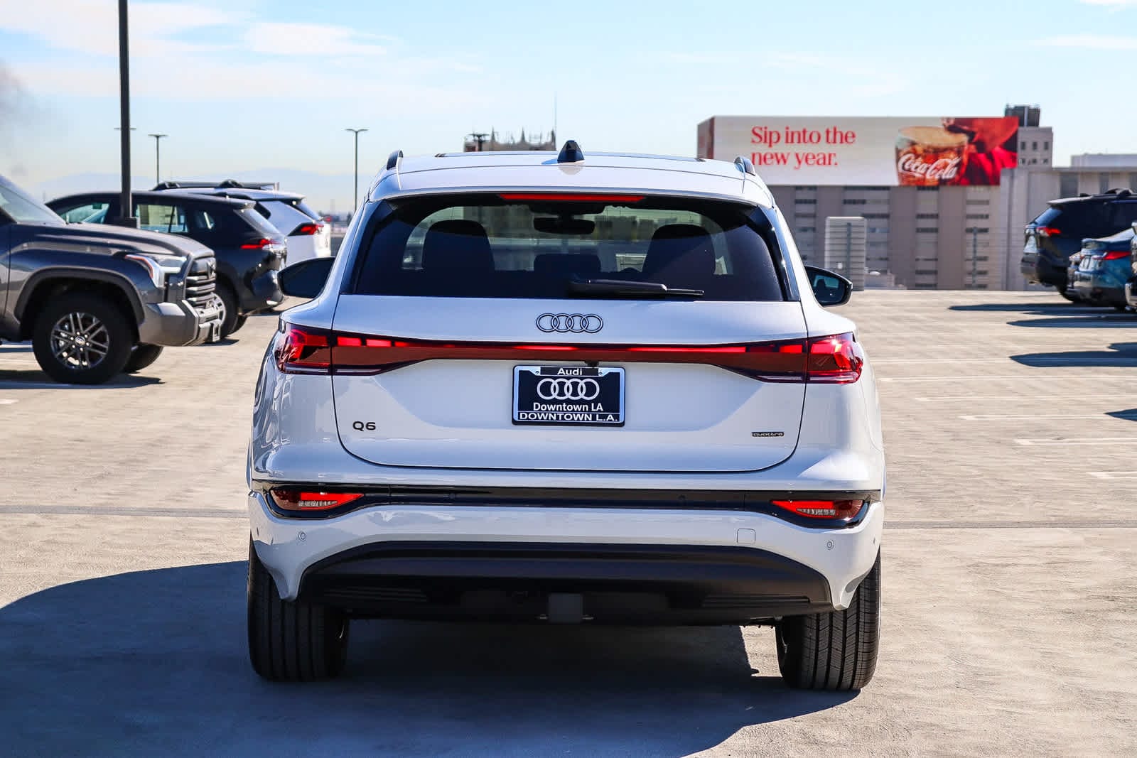 Thumbnail: 2025 Audi Q6 e-tron - 5