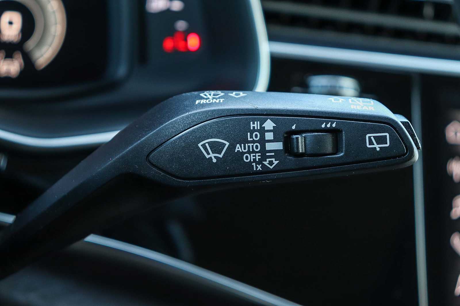 Thumbnail: 2023 Audi Q7 - 29