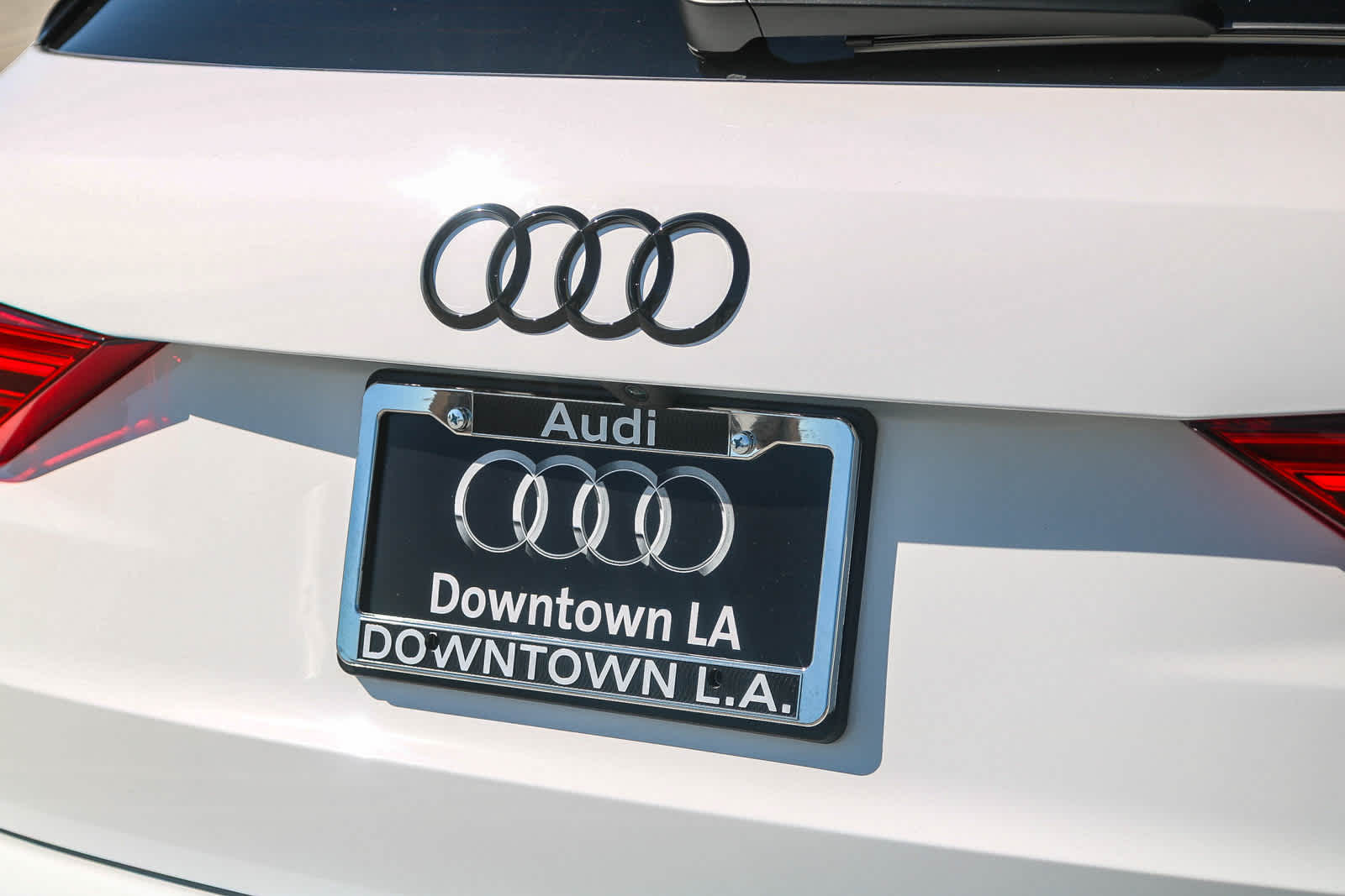 Thumbnail: 2025 Audi Q3 - 13