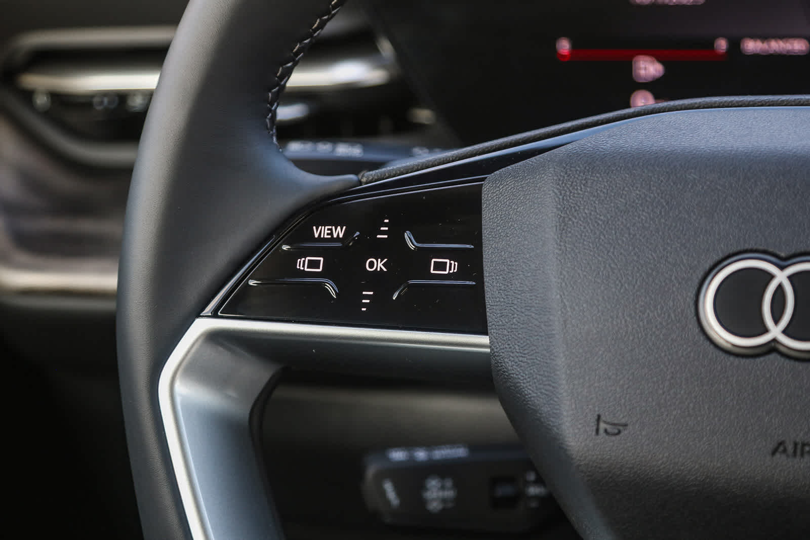 Thumbnail: 2025 Audi Q5 - 21