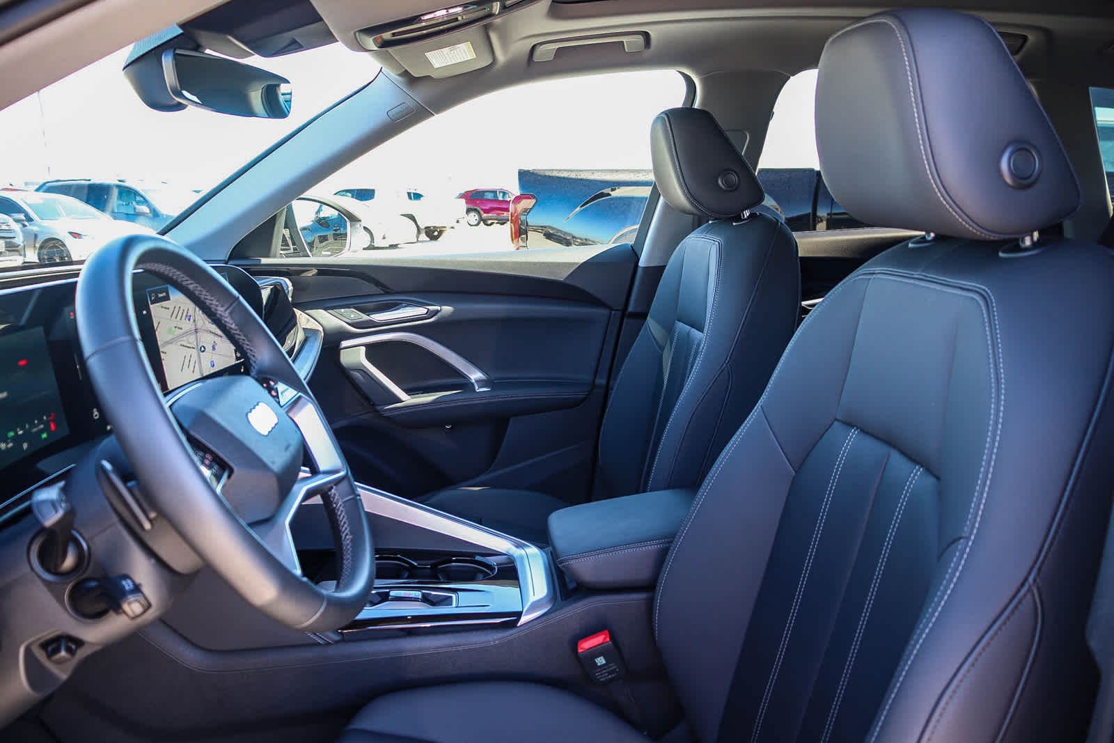 Thumbnail: 2025 Audi Q5 - 24