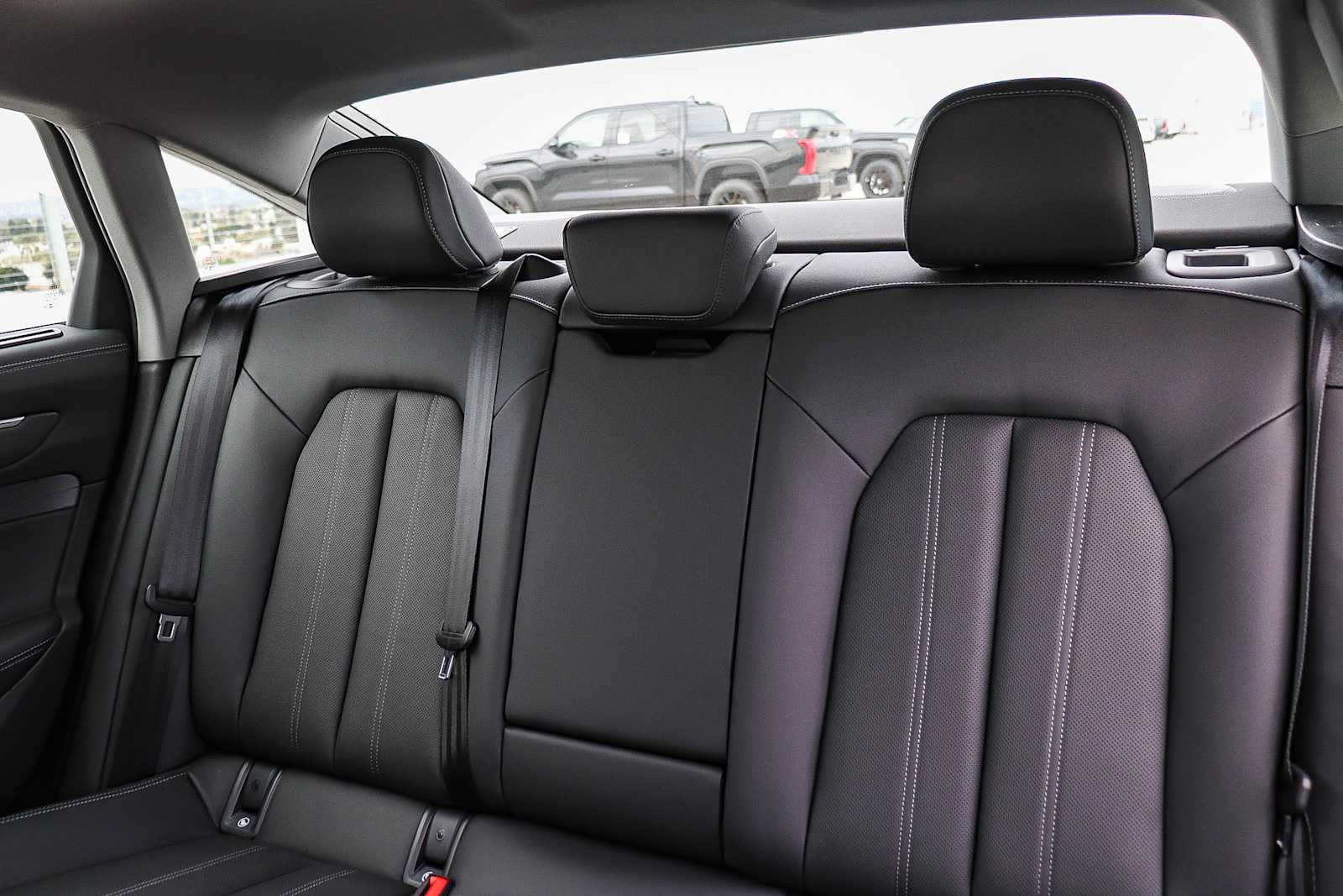 Thumbnail: 2026 Audi A6 - 23