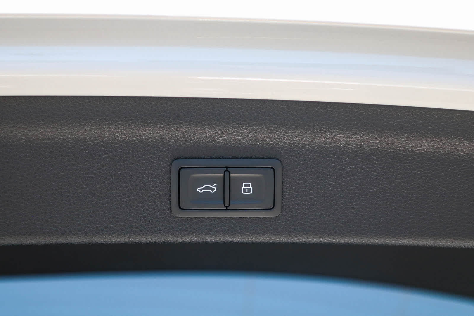 Thumbnail: 2025 Audi Q3 - 46