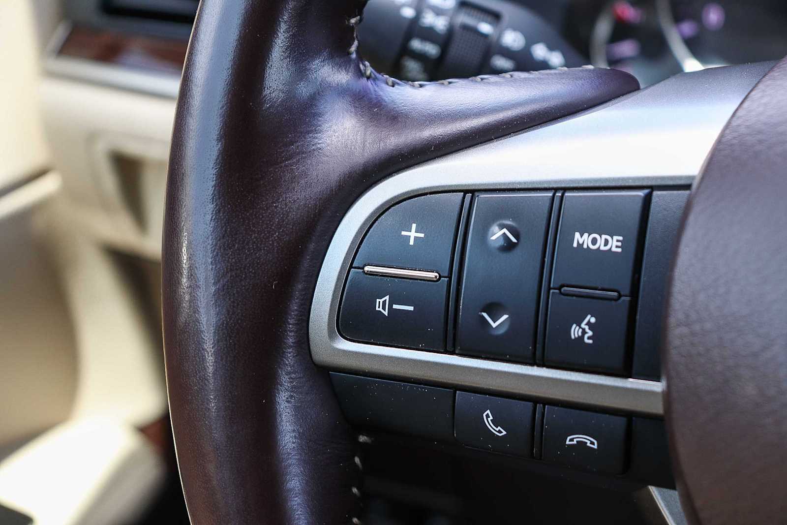 Thumbnail: 2016 Lexus ES - 19