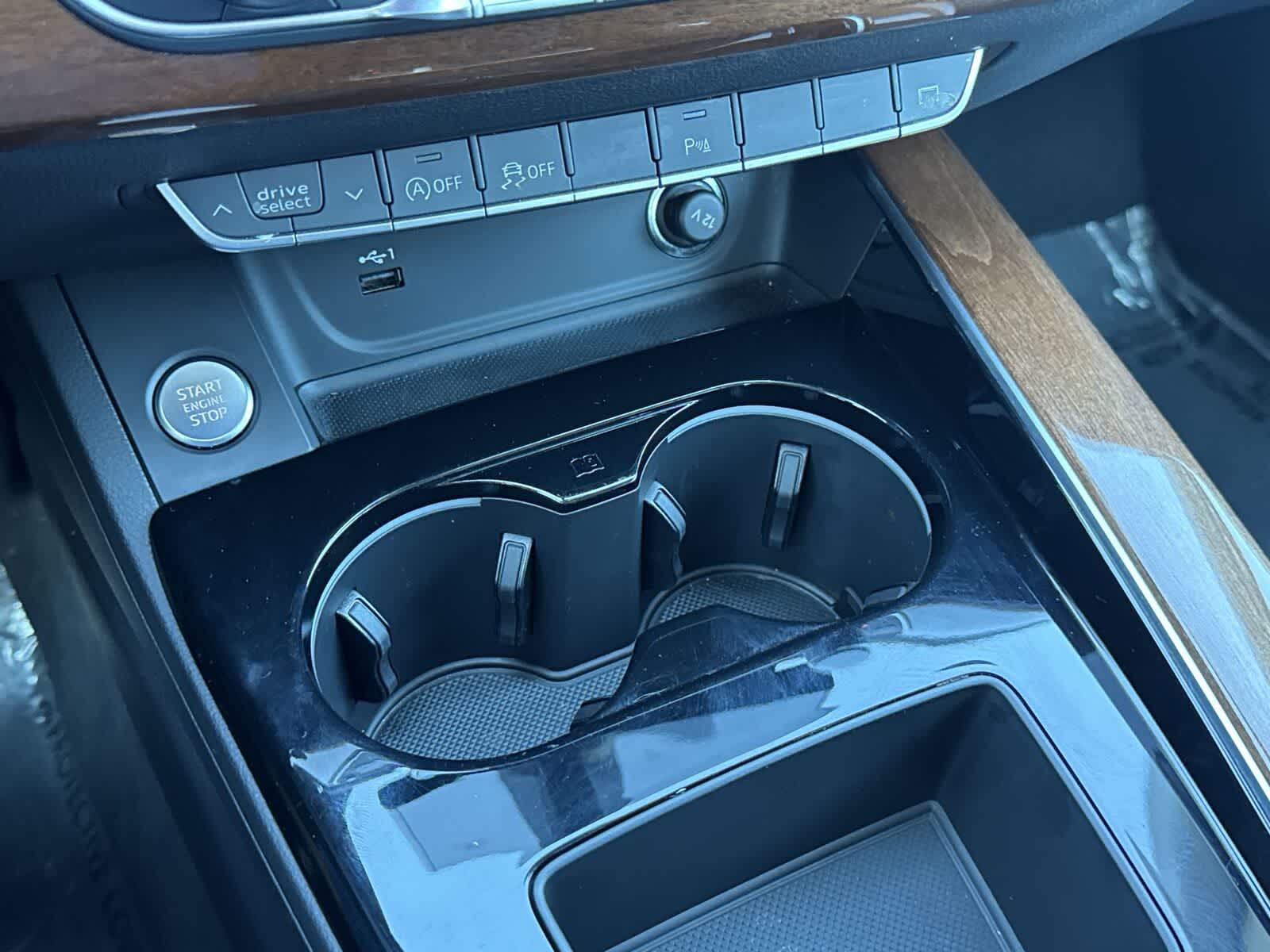 Thumbnail: 2023 Audi A4 - 12